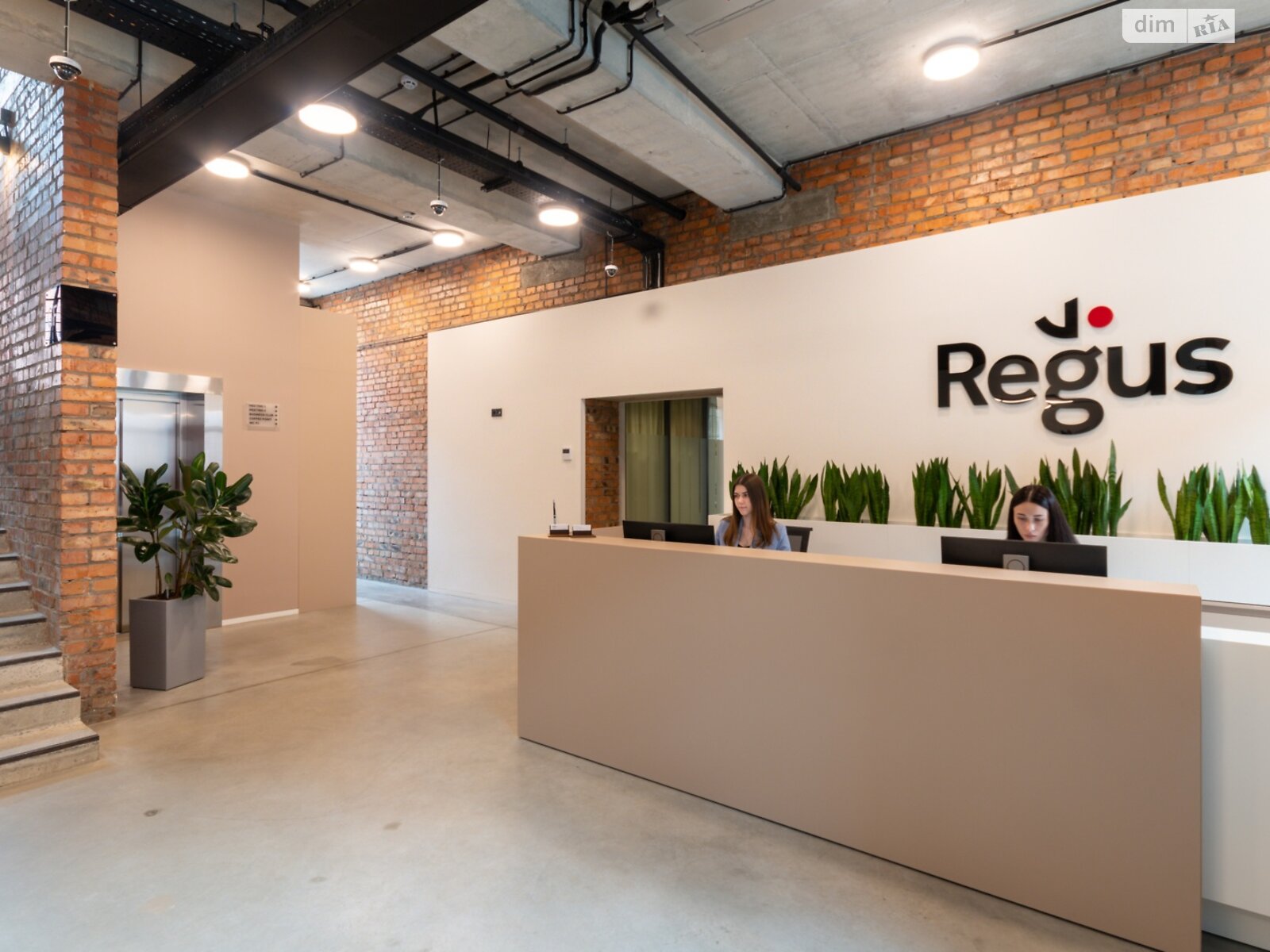 Аренда офисного помещения в Львове, Шевченко Тараса улица 120, помещений -, этаж - 1 фото 1