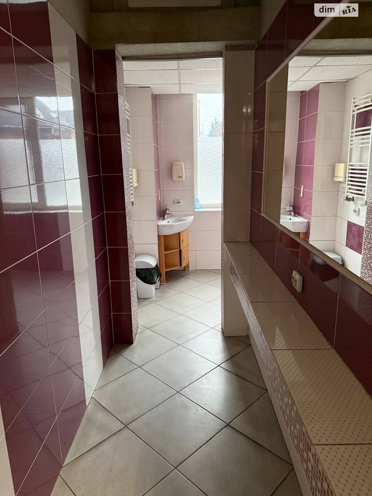 Аренда офисного помещения в Львове, Промышленная улица 50/52, помещений -, этаж - 2 фото 1