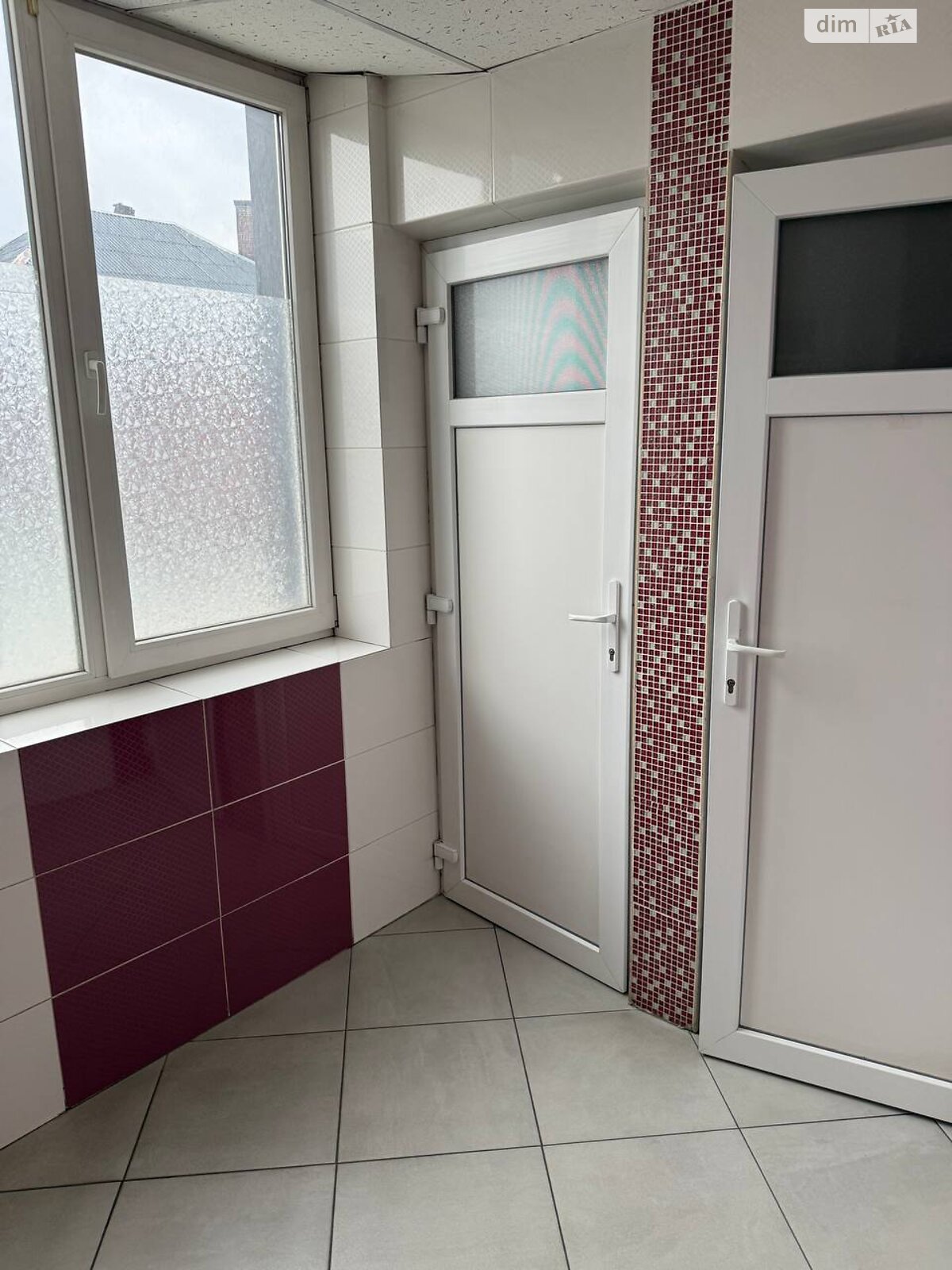 Аренда офисного помещения в Львове, Промышленная улица 50/52, помещений -, этаж - 2 фото 1