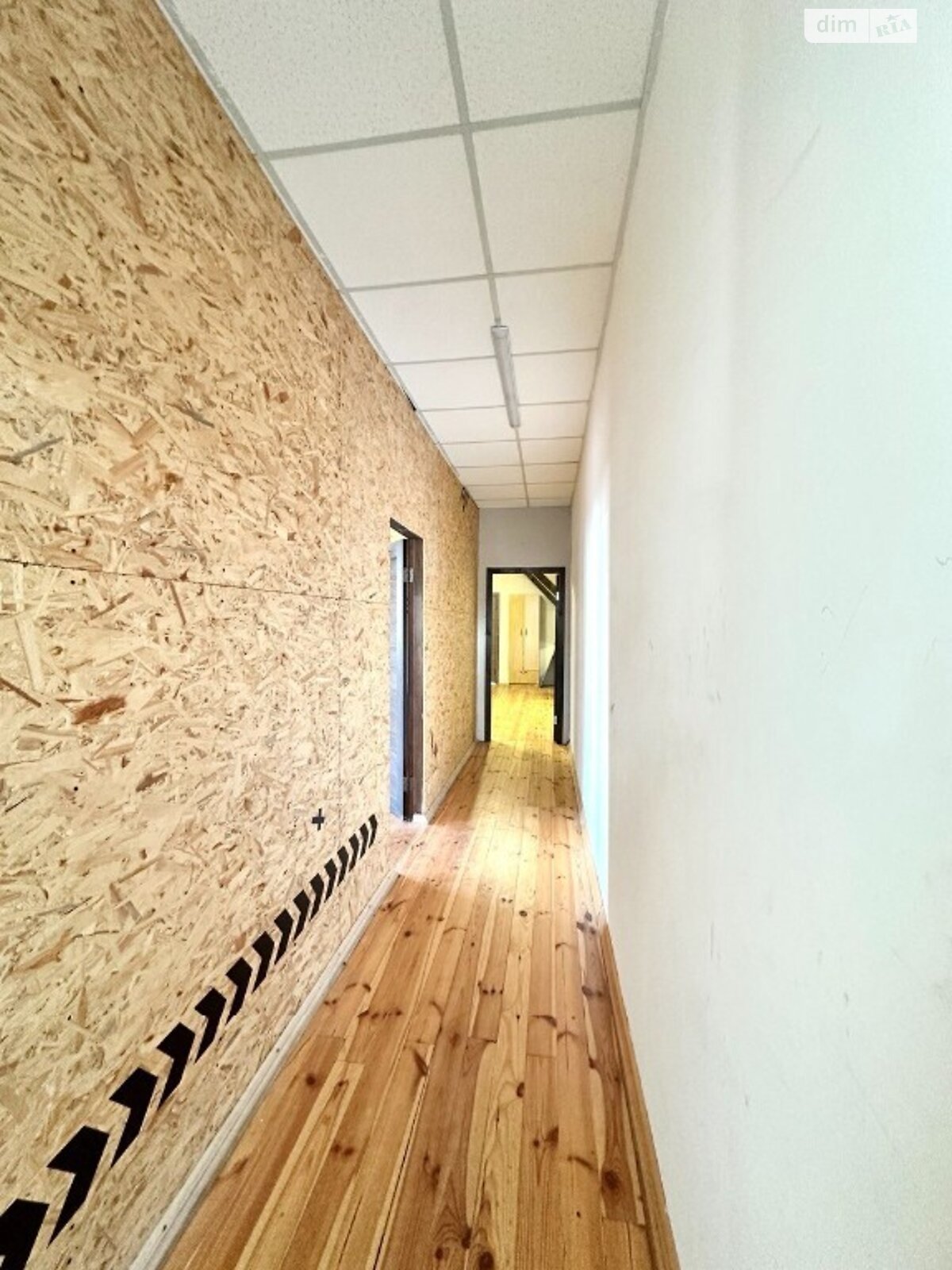 Аренда офисного помещения в Львове, Уманская улица, помещений -, этаж - 5 фото 1
