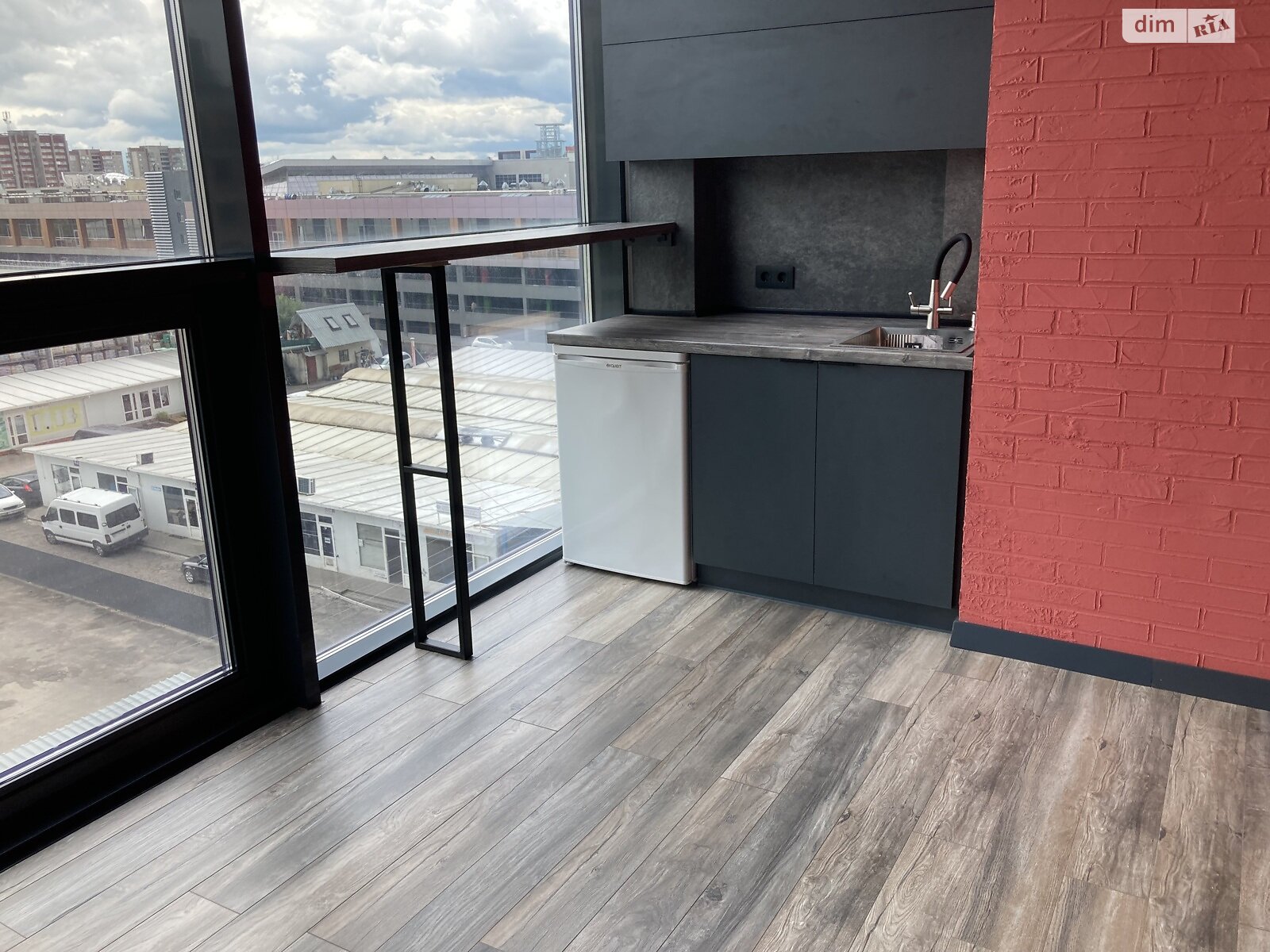 Оренда офісного приміщення в Львові, Щирецька вулиця, приміщень - 1, поверх - 5 фото 1 Оренда офісного приміщення в Львові, Щирецька вулиця, приміщень - 1, поверх - 5 фото 1