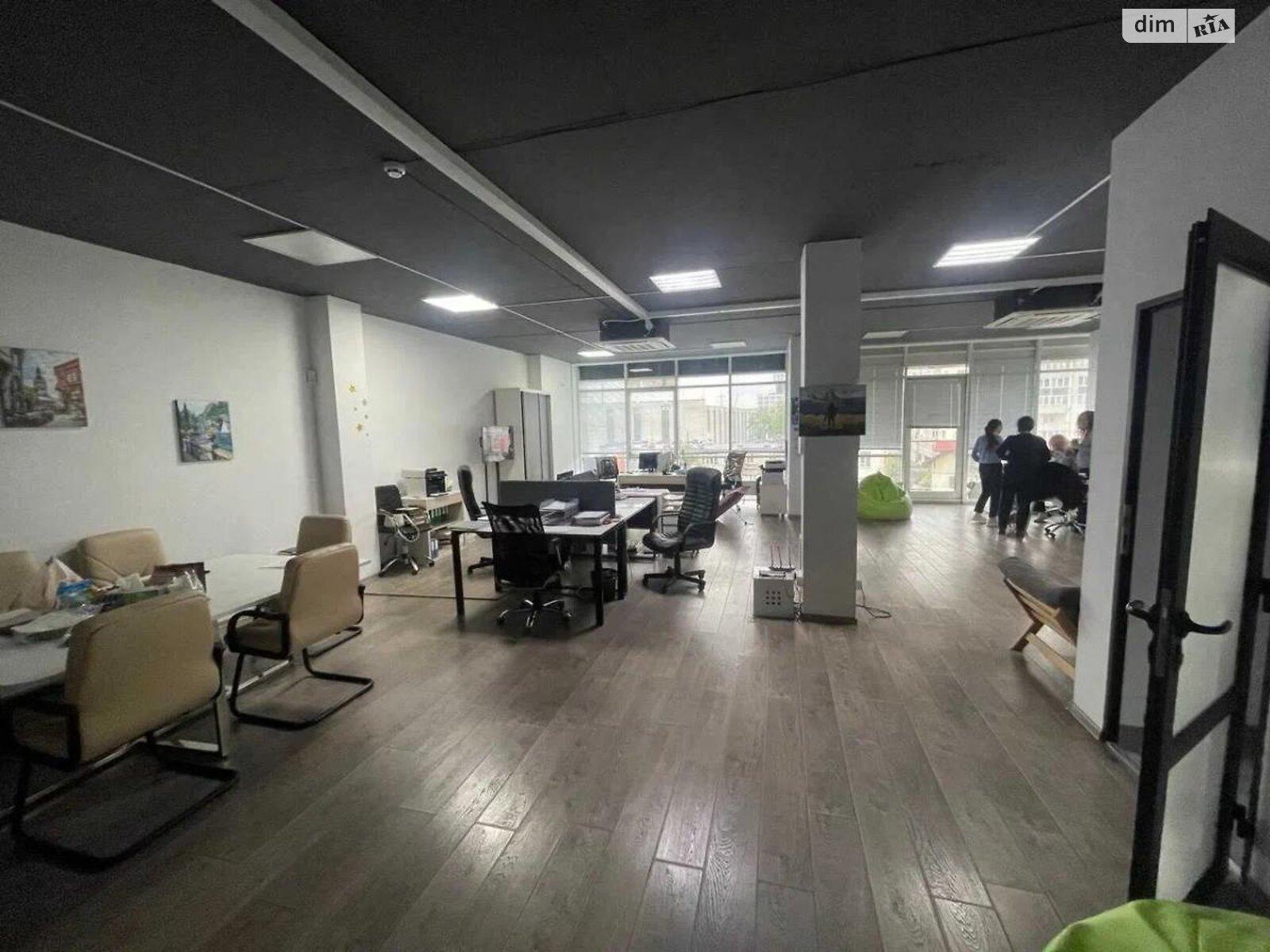 Оренда офісного приміщення в Львові, Кам’янецька вулиця, приміщень -, поверх - 4 фото 1 Оренда офісного приміщення в Львові, Кам’янецька вулиця, приміщень -, поверх - 4 фото 1