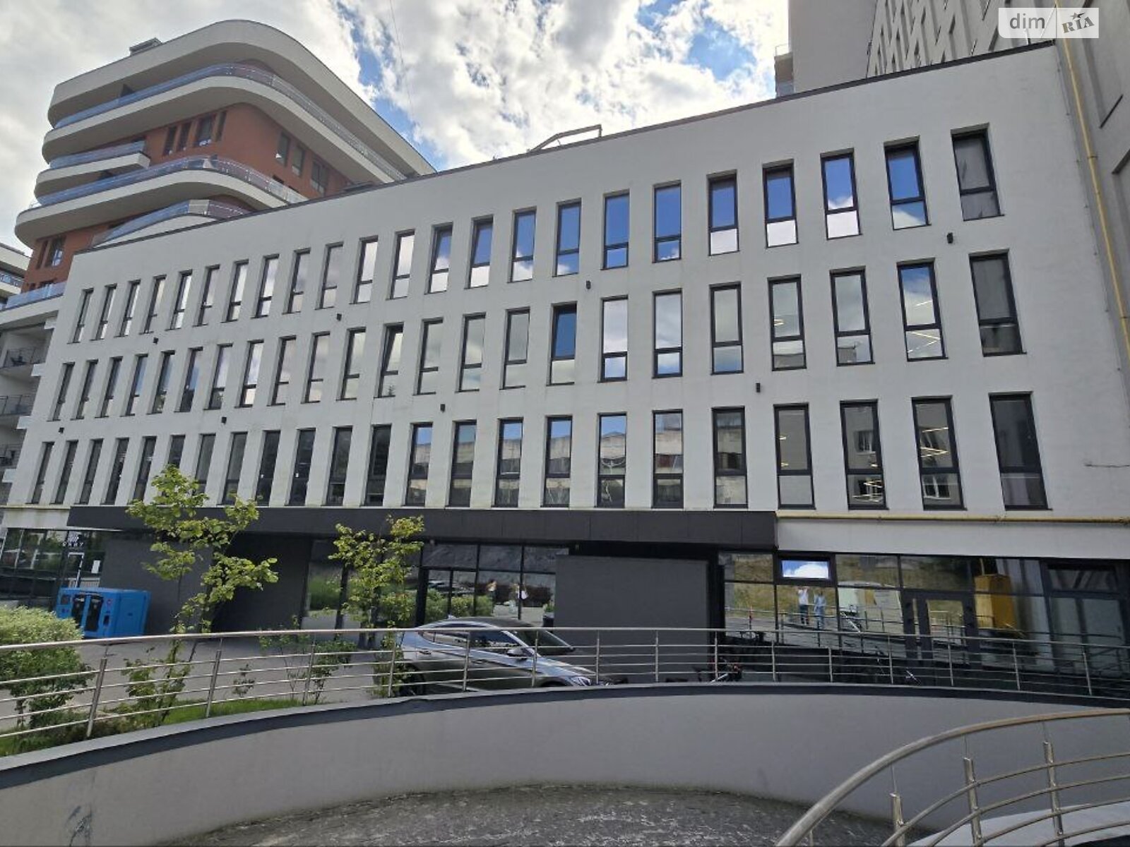 Оренда офісного приміщення в Львові, Зелена вулиця 151, приміщень -, поверх - 1 фото 1 Оренда офісного приміщення в Львові, Зелена вулиця 151, приміщень -, поверх - 1 фото 1