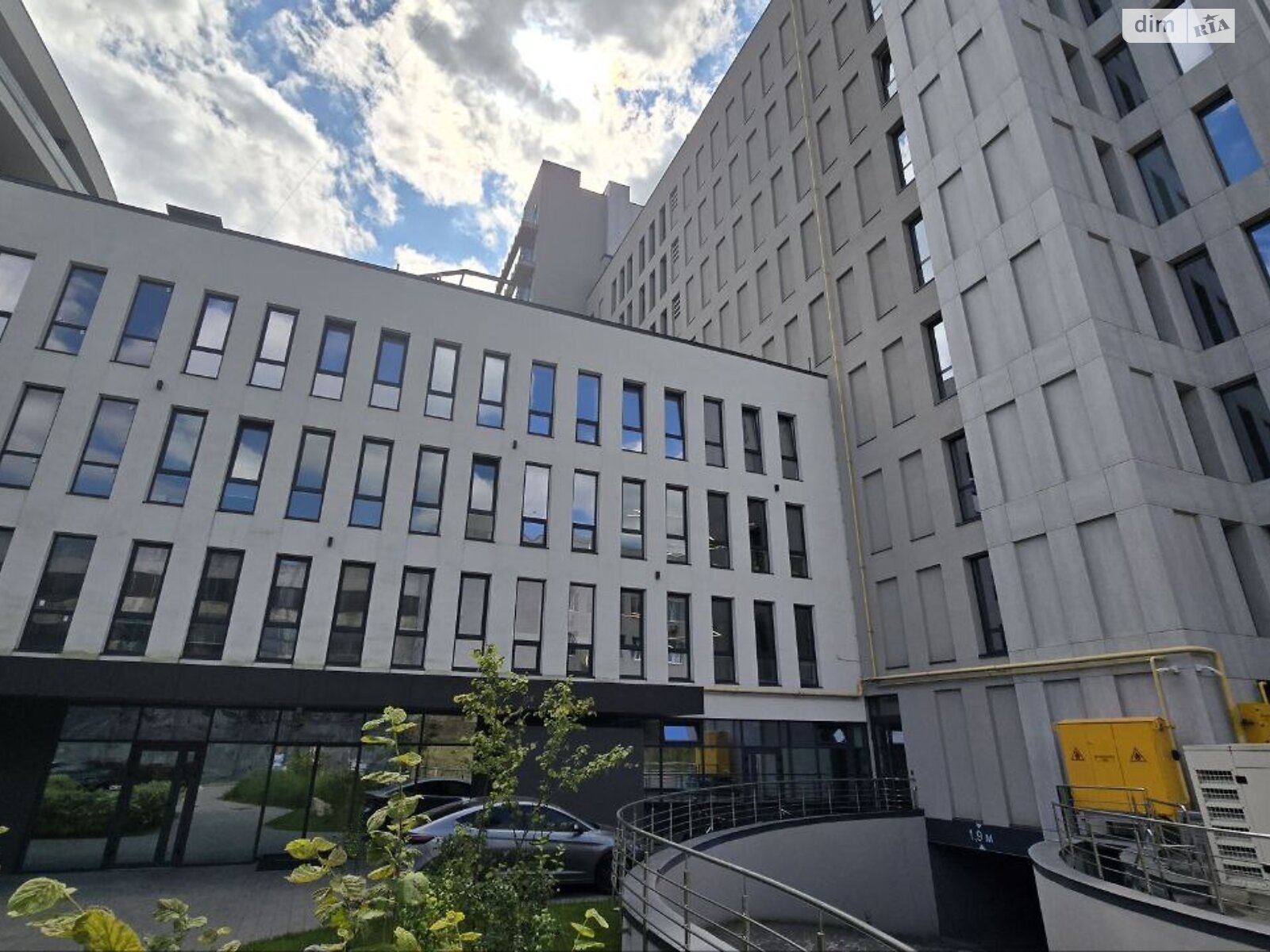 Оренда офісного приміщення в Львові, Зелена вулиця 151, приміщень -, поверх - 1 фото 1 Оренда офісного приміщення в Львові, Зелена вулиця 151, приміщень -, поверх - 1 фото 1