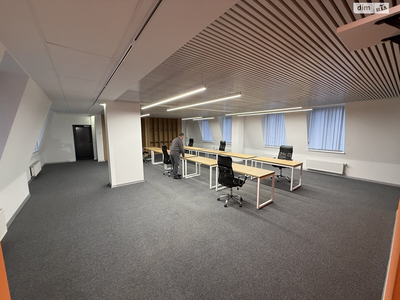 Оренда офісного приміщення в Львові, Чорновола В’ячеслава проспект 41, приміщень - 10, поверх - 4 фото 1