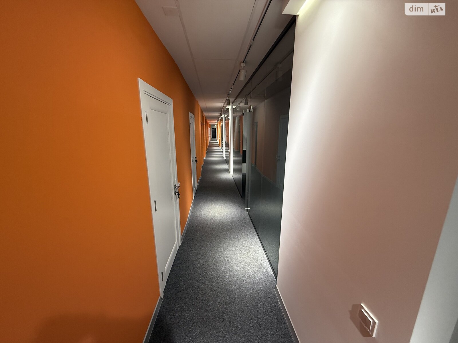 Оренда офісного приміщення в Львові, Чорновола В’ячеслава проспект 41, приміщень - 10, поверх - 4 фото 1