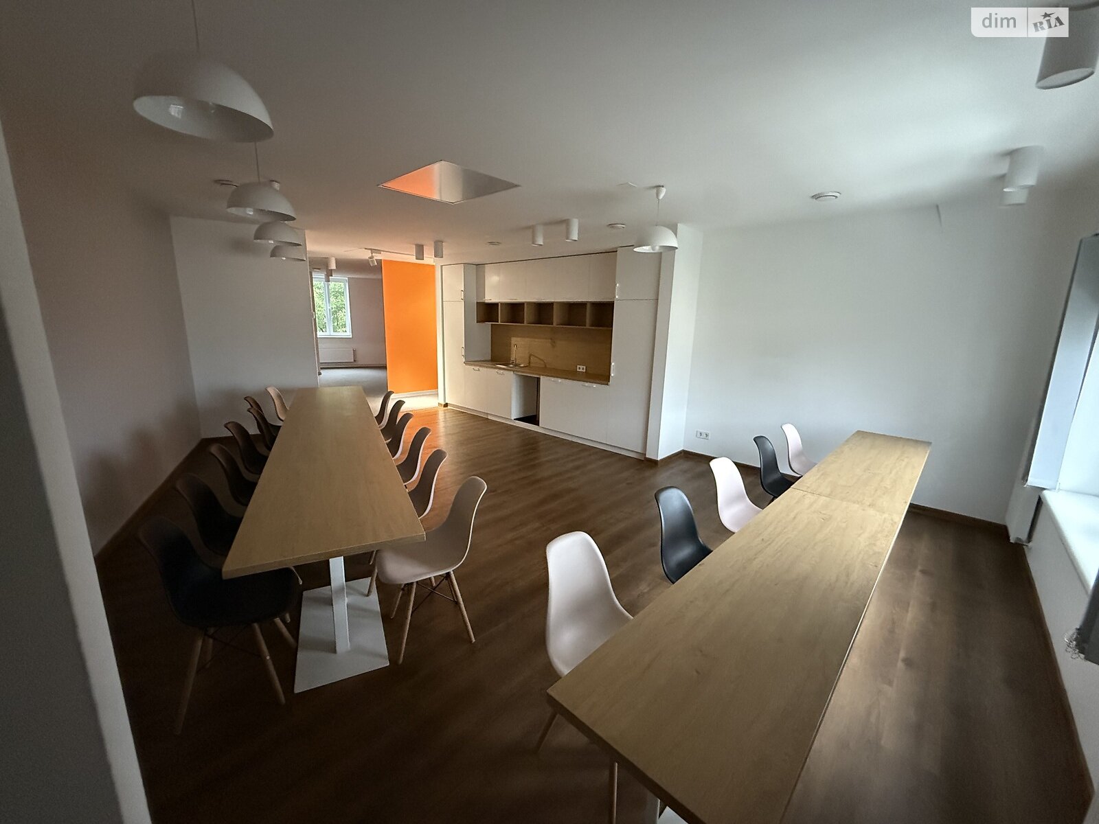 Оренда офісного приміщення в Львові, Чорновола В’ячеслава проспект 41, приміщень - 10, поверх - 4 фото 1