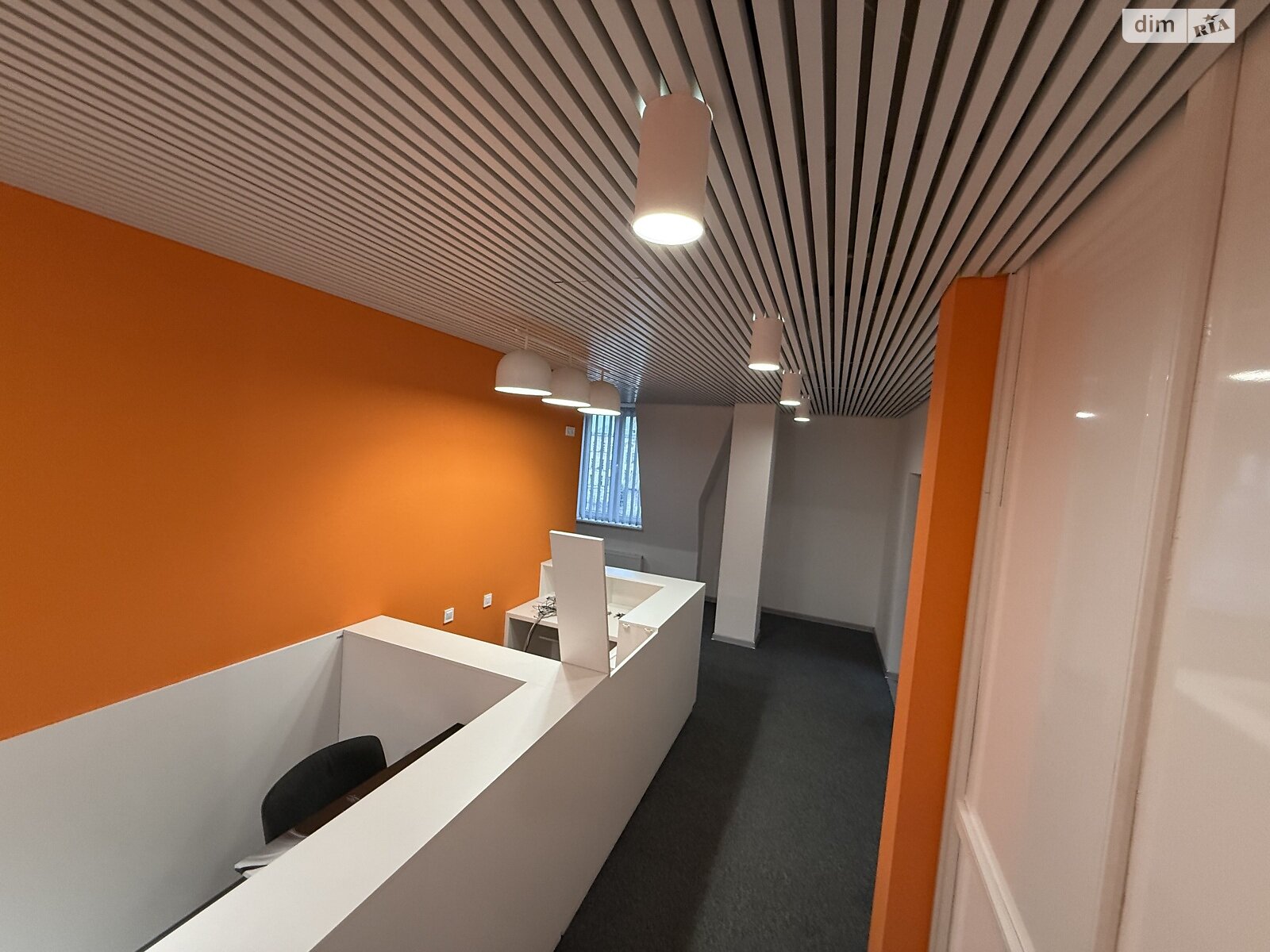 Оренда офісного приміщення в Львові, Чорновола В’ячеслава проспект 41, приміщень - 10, поверх - 4 фото 1