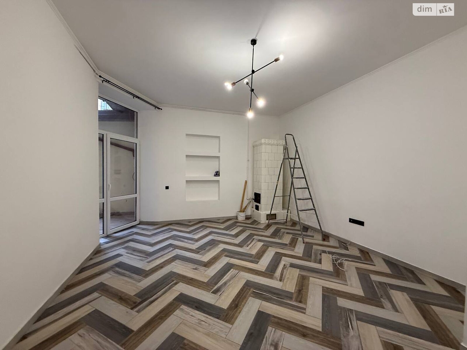 Оренда офісного приміщення в Львові, Кирила і Мефодія вулиця 23, приміщень - 2, поверх - 1 фото 1 Оренда офісного приміщення в Львові, Кирила і Мефодія вулиця 23, приміщень - 2, поверх - 1 фото 1