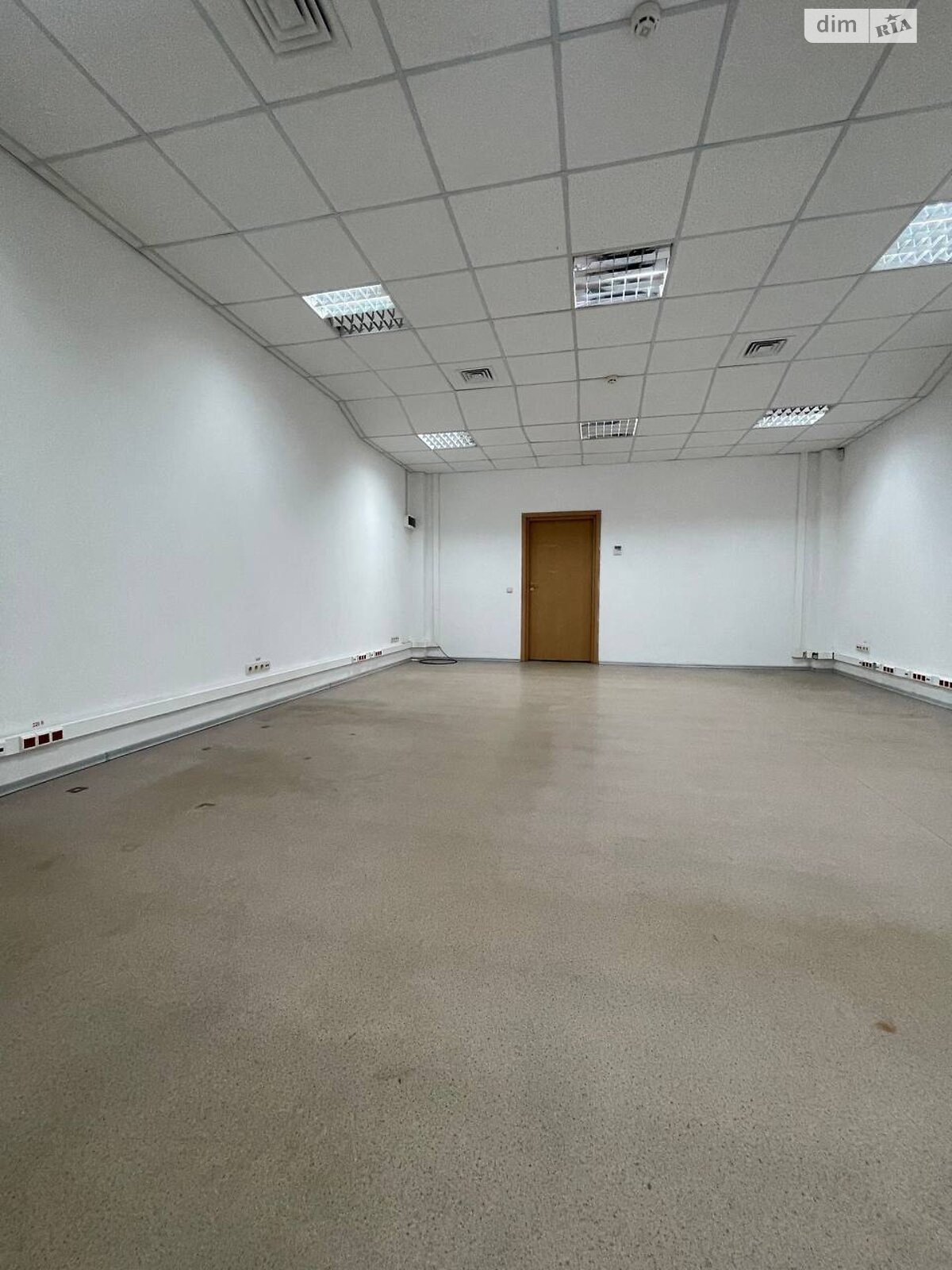 Оренда офісного приміщення в Львові, Джерельна вулиця, приміщень -, поверх - 2 фото 1 Оренда офісного приміщення в Львові, Джерельна вулиця, приміщень -, поверх - 2 фото 1