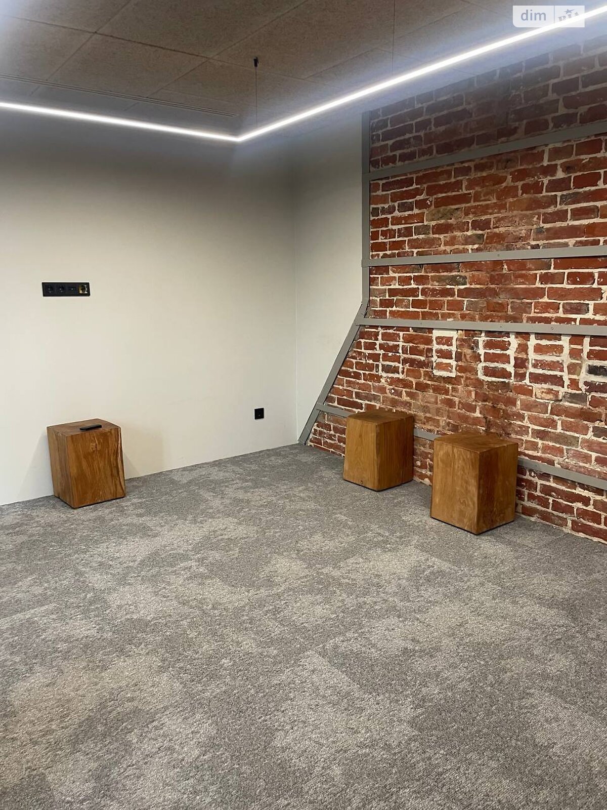 Аренда офисного помещения в Львове, Руданского улица 1, помещений -, этаж - 5 фото 1 Аренда офисного помещения в Львове, Руданского улица 1, помещений -, этаж - 5 фото 1