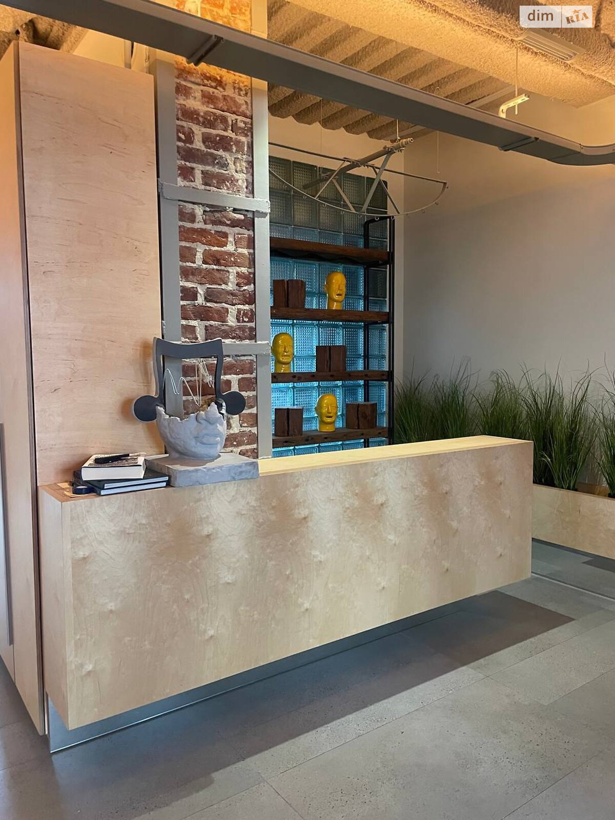 Аренда офисного помещения в Львове, Руданского улица 1, помещений -, этаж - 5 фото 1 Аренда офисного помещения в Львове, Руданского улица 1, помещений -, этаж - 5 фото 1