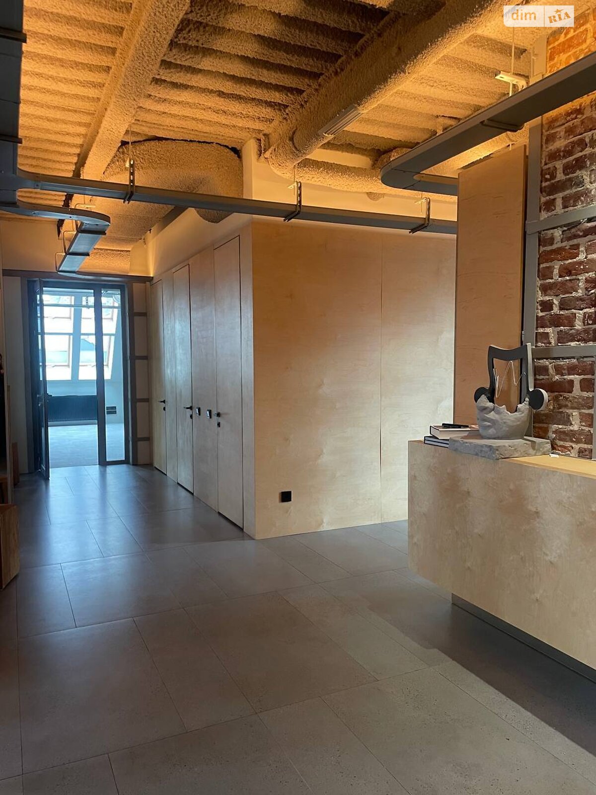 Аренда офисного помещения в Львове, Руданского улица 1, помещений -, этаж - 5 фото 1 Аренда офисного помещения в Львове, Руданского улица 1, помещений -, этаж - 5 фото 1