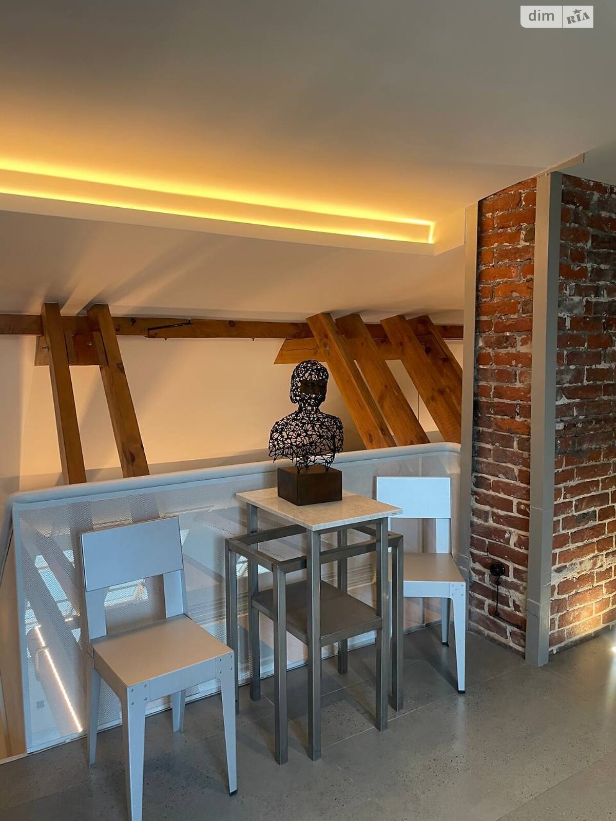 Аренда офисного помещения в Львове, Руданского улица 1, помещений -, этаж - 5 фото 1 Аренда офисного помещения в Львове, Руданского улица 1, помещений -, этаж - 5 фото 1