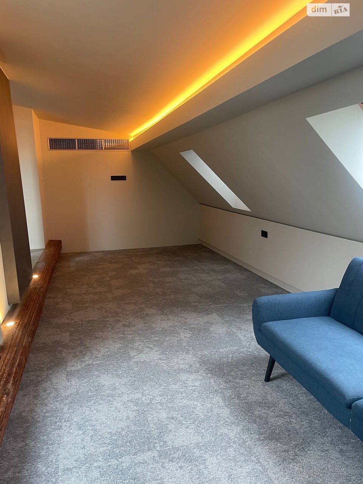 Аренда офисного помещения в Львове, Руданского улица 1, помещений -, этаж - 5 фото 1 Аренда офисного помещения в Львове, Руданского улица 1, помещений -, этаж - 5 фото 1