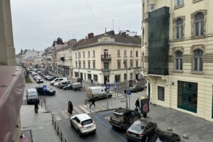 Аренда офисного помещения в Львове, просп. Шевченко 5, помещений - 7, этаж - 2 фото 2