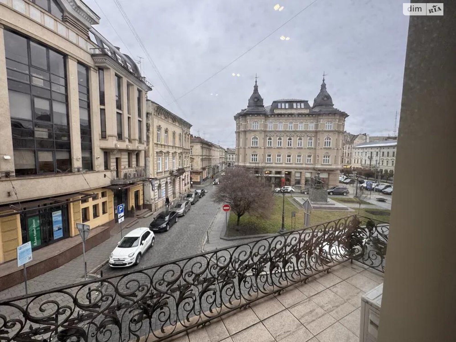 Аренда офисного помещения в Львове, Шевченко проспект, помещений - 3, этаж - 2 фото 1 Аренда офисного помещения в Львове, Шевченко проспект, помещений - 3, этаж - 2 фото 1