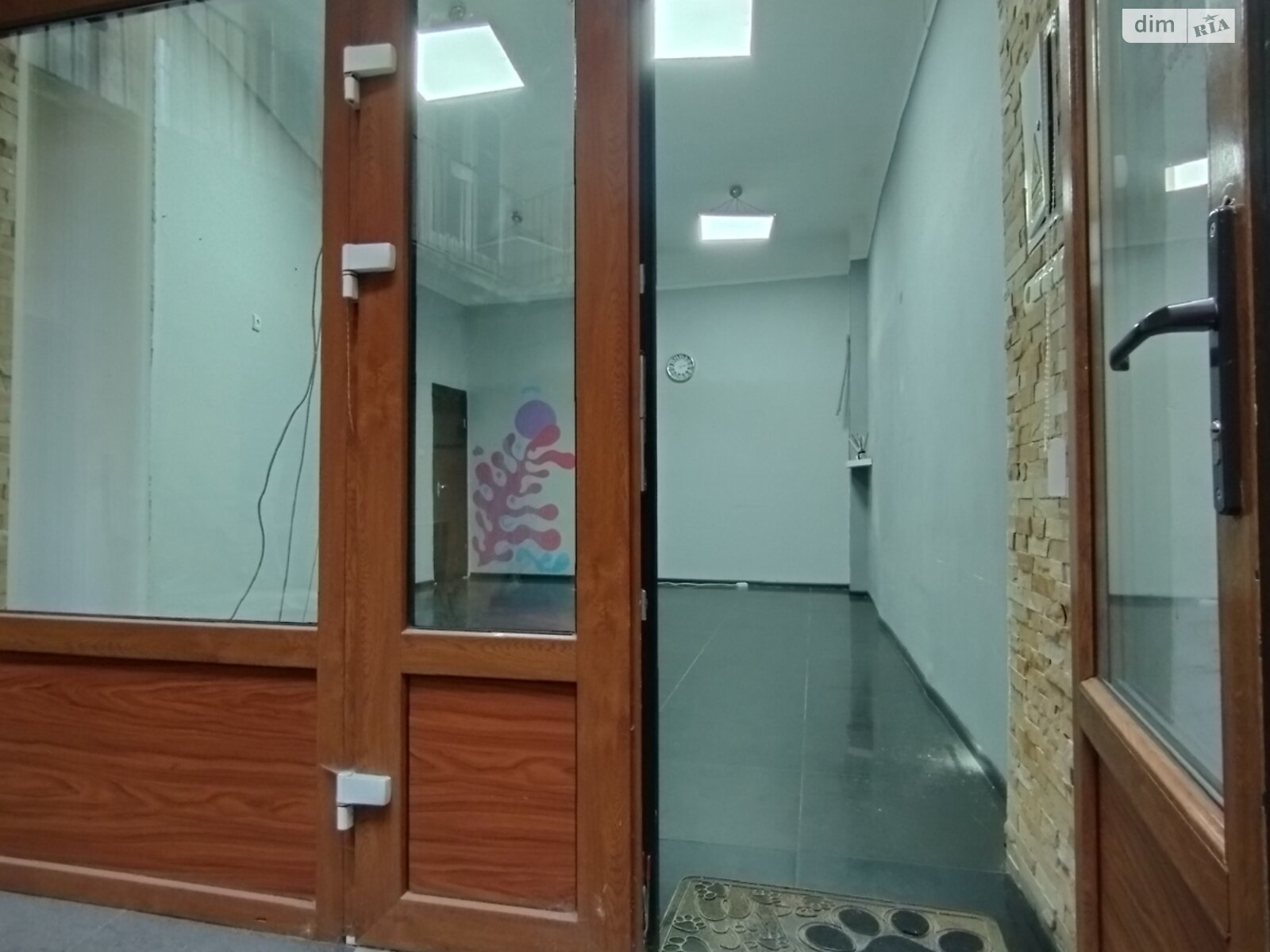 Аренда офисного помещения в Львове, Городоцкая улица, помещений - 1, этаж - 1 фото 1 Аренда офисного помещения в Львове, Городоцкая улица, помещений - 1, этаж - 1 фото 1