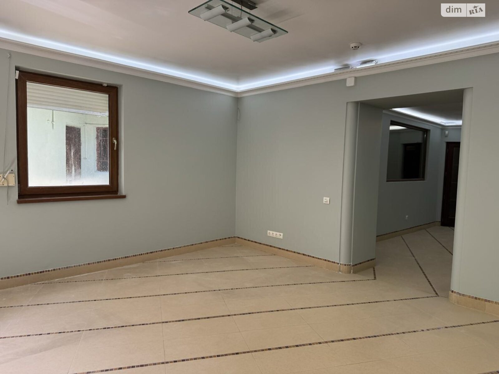 Аренда офисного помещения в Львове, Витовского Дмитрия улица, помещений - 3 фото 1