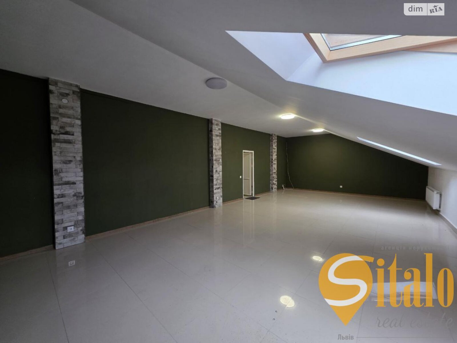 Аренда офисного помещения в Львове, Академика Евгения Лазаренко улица, помещений - 1, этаж - 5 фото 1 Аренда офисного помещения в Львове, Академика Евгения Лазаренко улица, помещений - 1, этаж - 5 фото 1