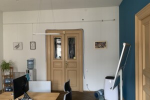 Оренда офісного приміщення в Львові, Героїв Майдану вулиця 6, приміщень - 2, поверх - 3 фото 2