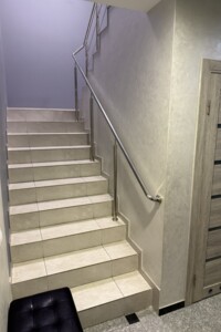 Аренда офисного помещения в Львове, Садовая улица 2А, помещений - 2, этаж - 2 фото 2