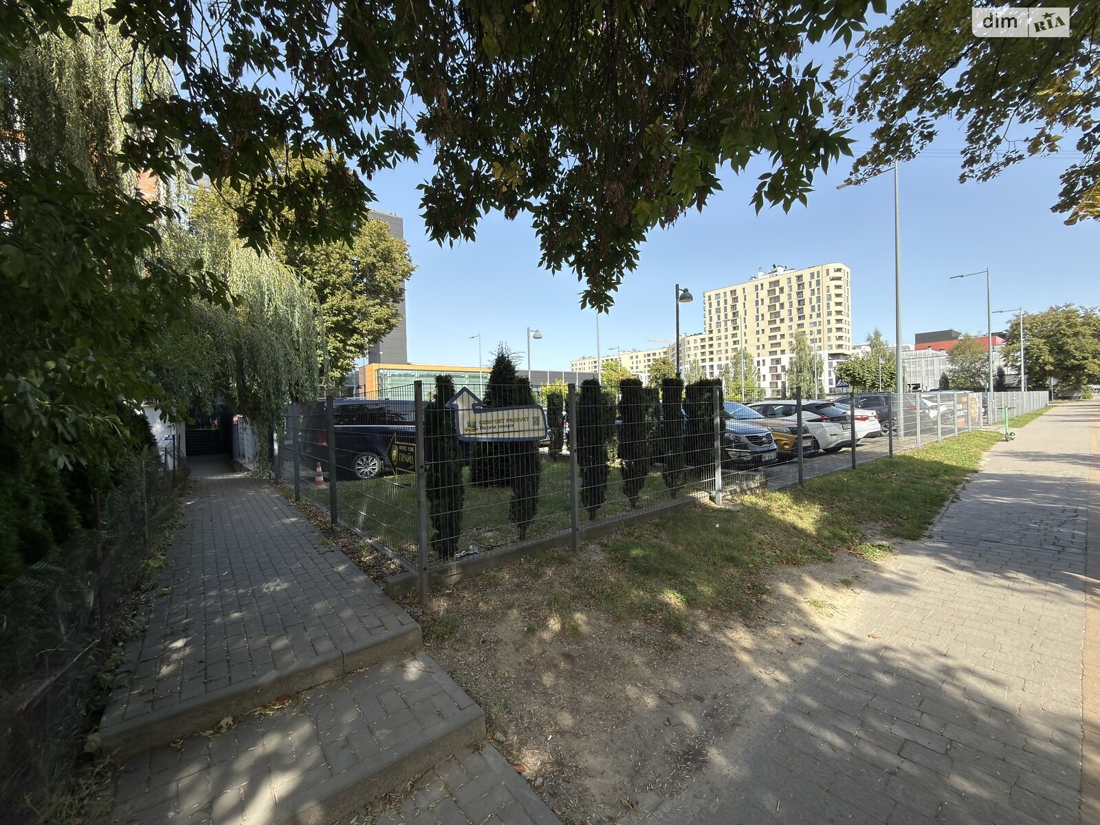 Аренда офисного помещения в Львове, Садовая улица 2А, помещений - 1, этаж - 2 фото 1 Аренда офисного помещения в Львове, Садовая улица 2А, помещений - 1, этаж - 2 фото 1
