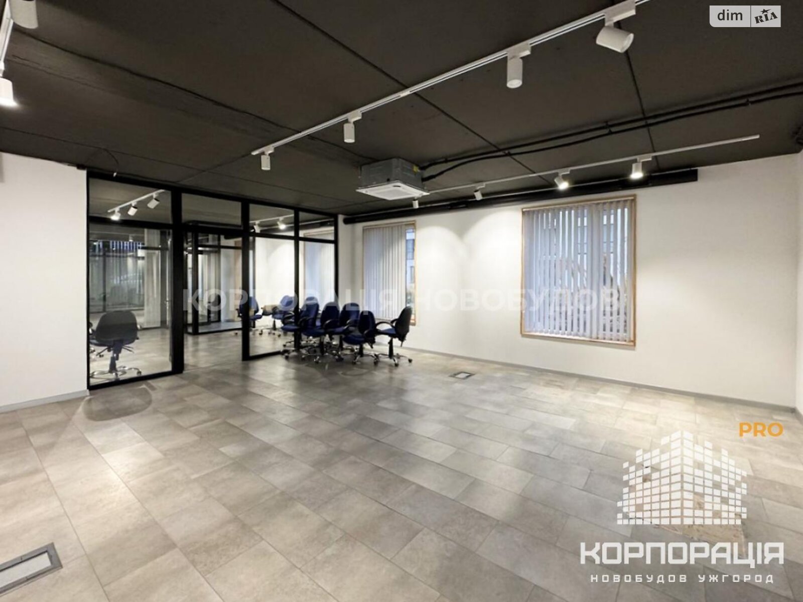 Оренда офісного приміщення в Минаї, Августина Волошина вулиця, приміщень - 5, поверх - 1 фото 1
