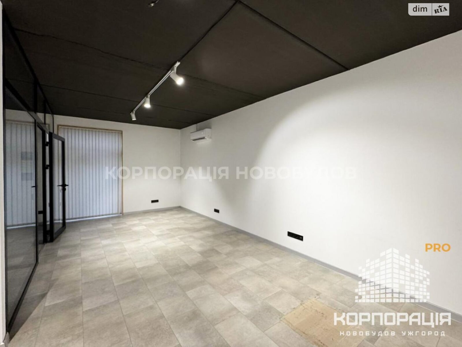 Оренда офісного приміщення в Минаї, Августина Волошина вулиця, приміщень - 5, поверх - 1 фото 1