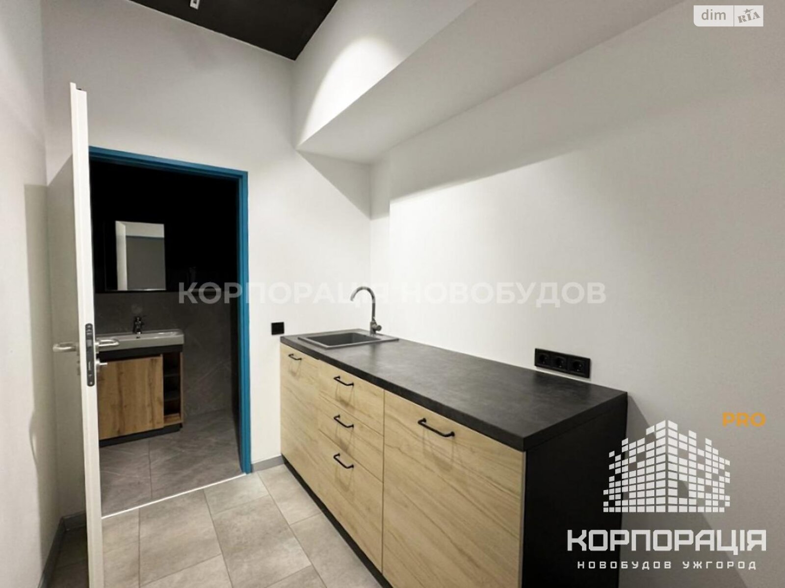 Оренда офісного приміщення в Минаї, Августина Волошина вулиця, приміщень - 5, поверх - 1 фото 1