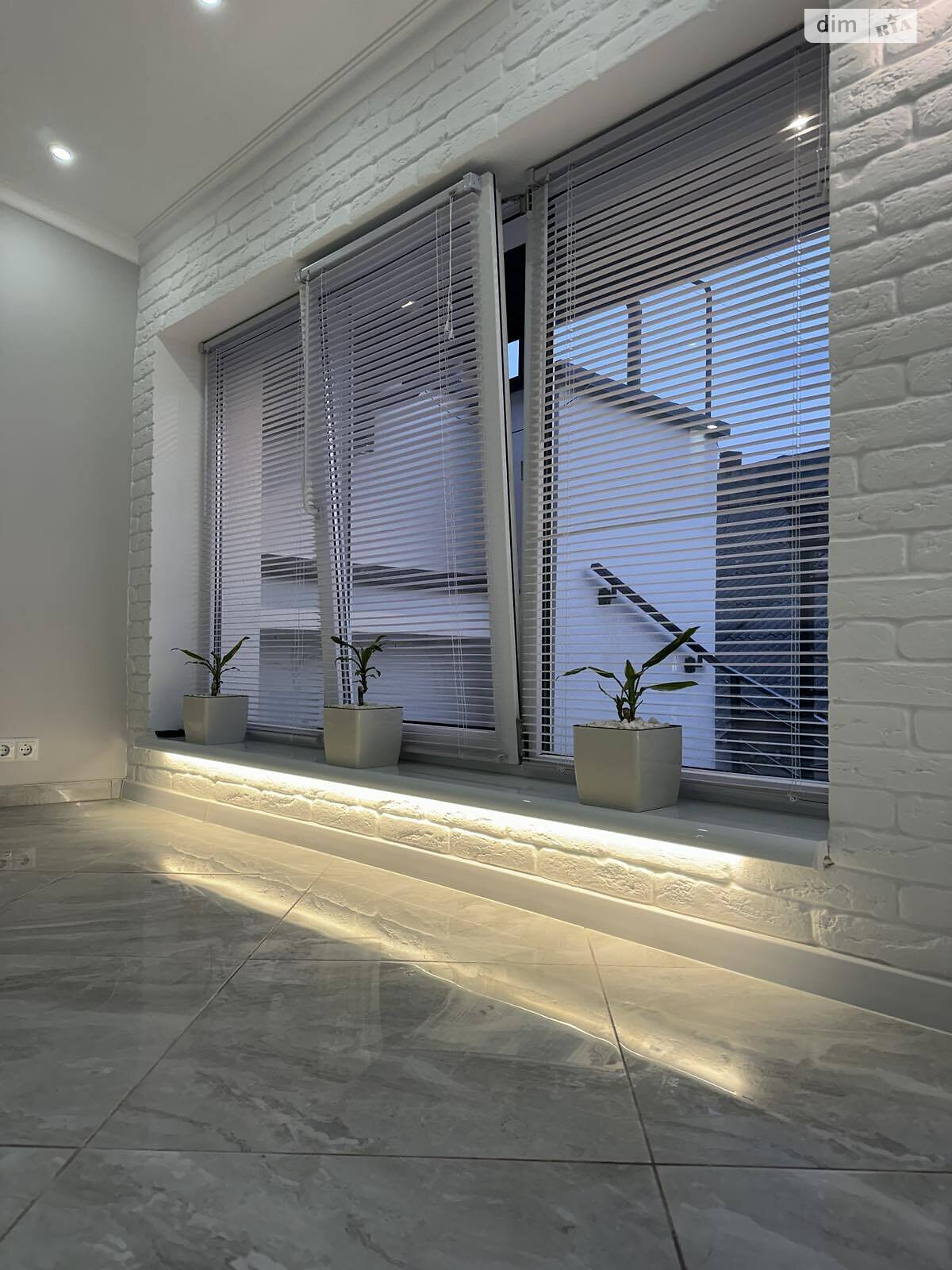 Аренда офисного помещения в Мукачеве, Александра Духновича площадь 4, помещений -, этаж - 2 фото 1 Аренда офисного помещения в Мукачеве, Александра Духновича площадь 4, помещений -, этаж - 2 фото 1