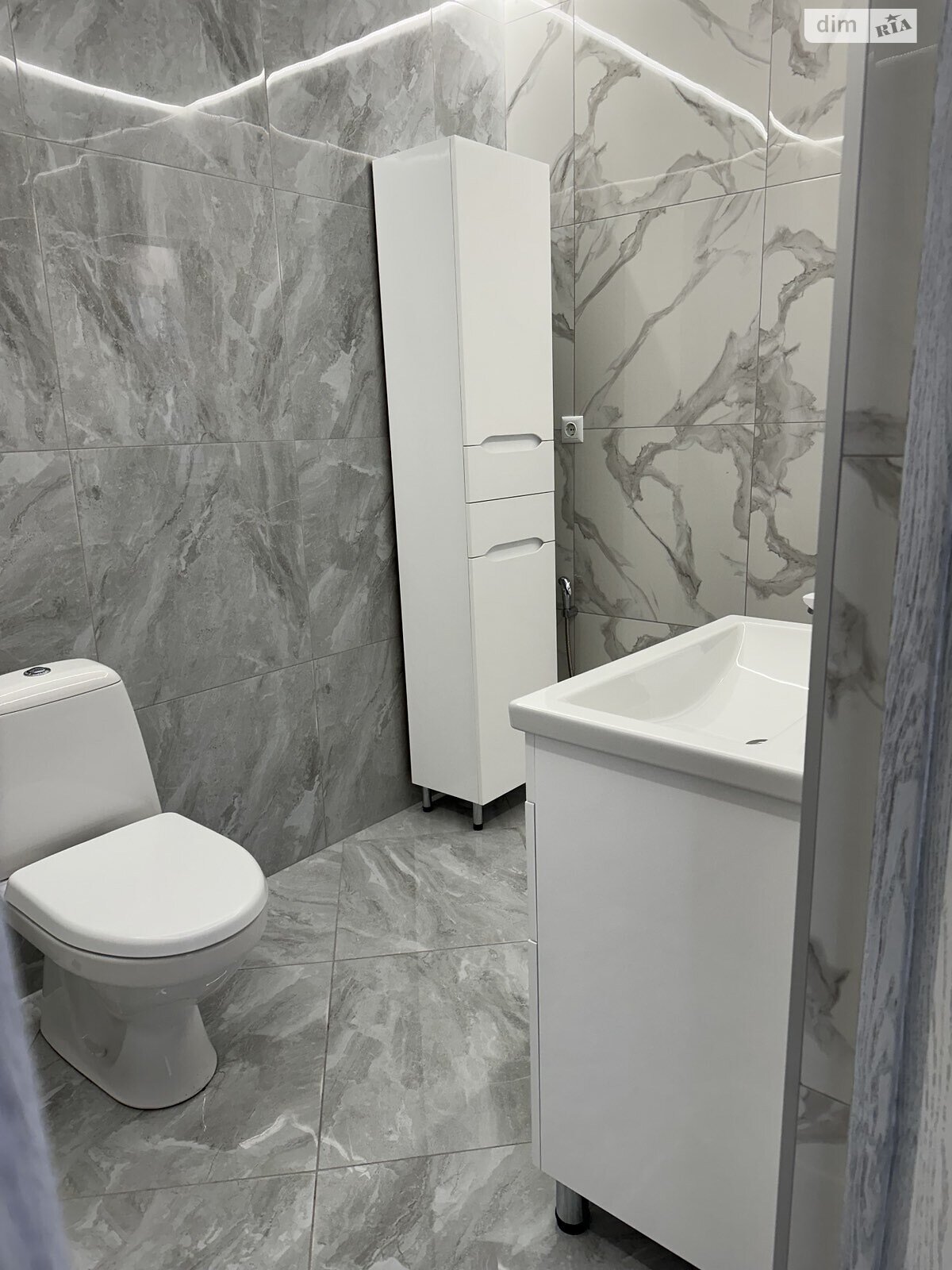 Аренда офисного помещения в Мукачеве, Александра Духновича площадь 4, помещений -, этаж - 2 фото 1 Аренда офисного помещения в Мукачеве, Александра Духновича площадь 4, помещений -, этаж - 2 фото 1