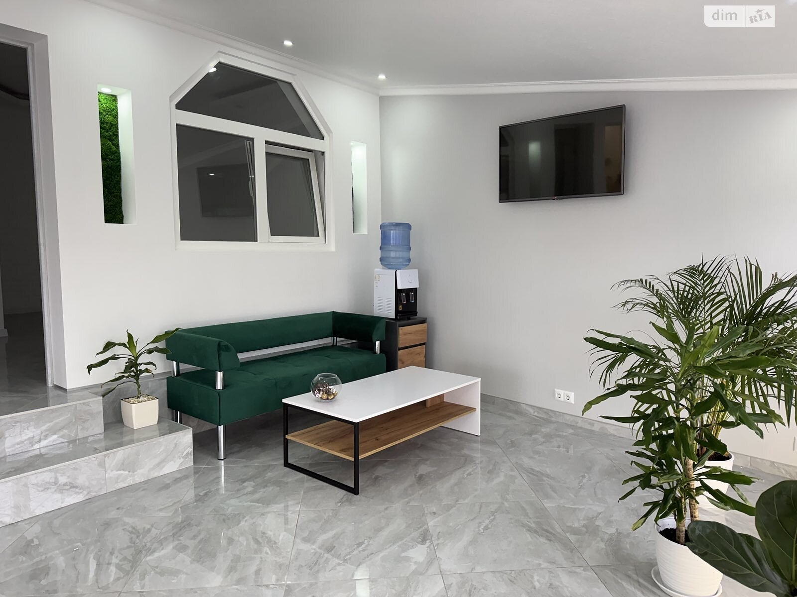 Аренда офисного помещения в Мукачеве, Александра Духновича площадь 4, помещений -, этаж - 2 фото 1 Аренда офисного помещения в Мукачеве, Александра Духновича площадь 4, помещений -, этаж - 2 фото 1