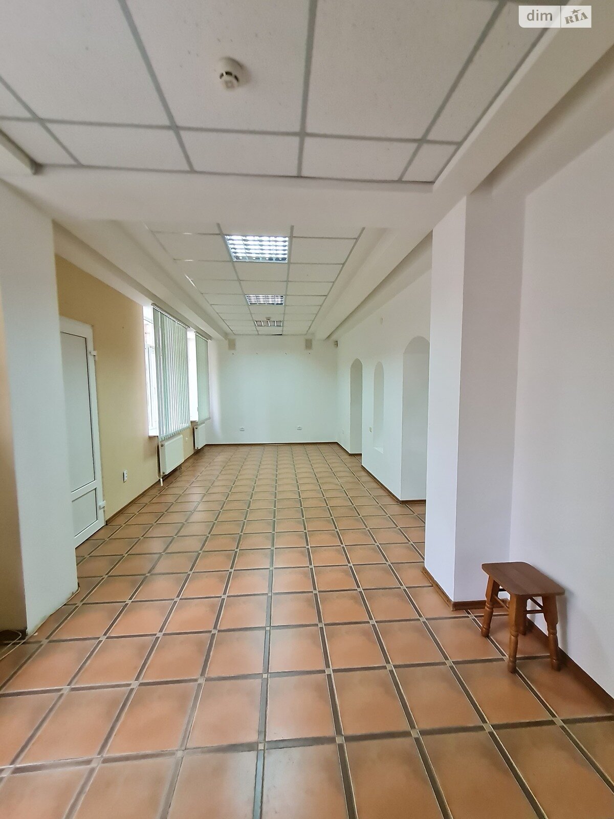 Аренда офисного помещения в Николаеве, Соборная улица, помещений - 1, этаж - 1 фото 1