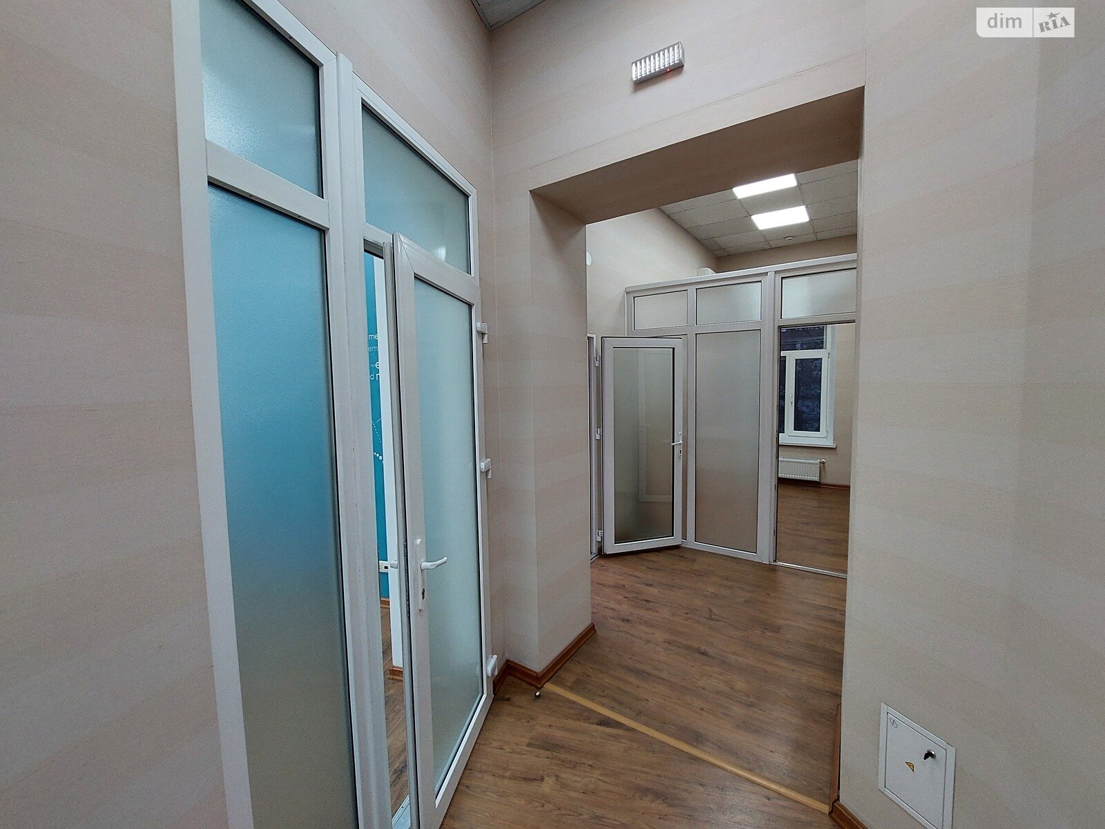 Аренда офисного помещения в Николаеве, Центральный проспект, помещений - 4, этаж - 2 фото 1