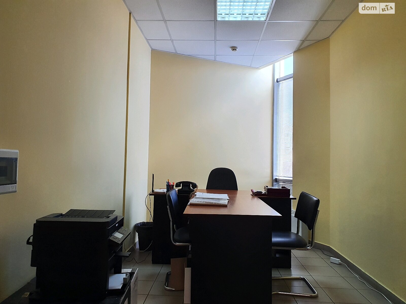 Аренда офисного помещения в Николаеве, Большая Морская улица, помещений - 1, этаж - 2 фото 1