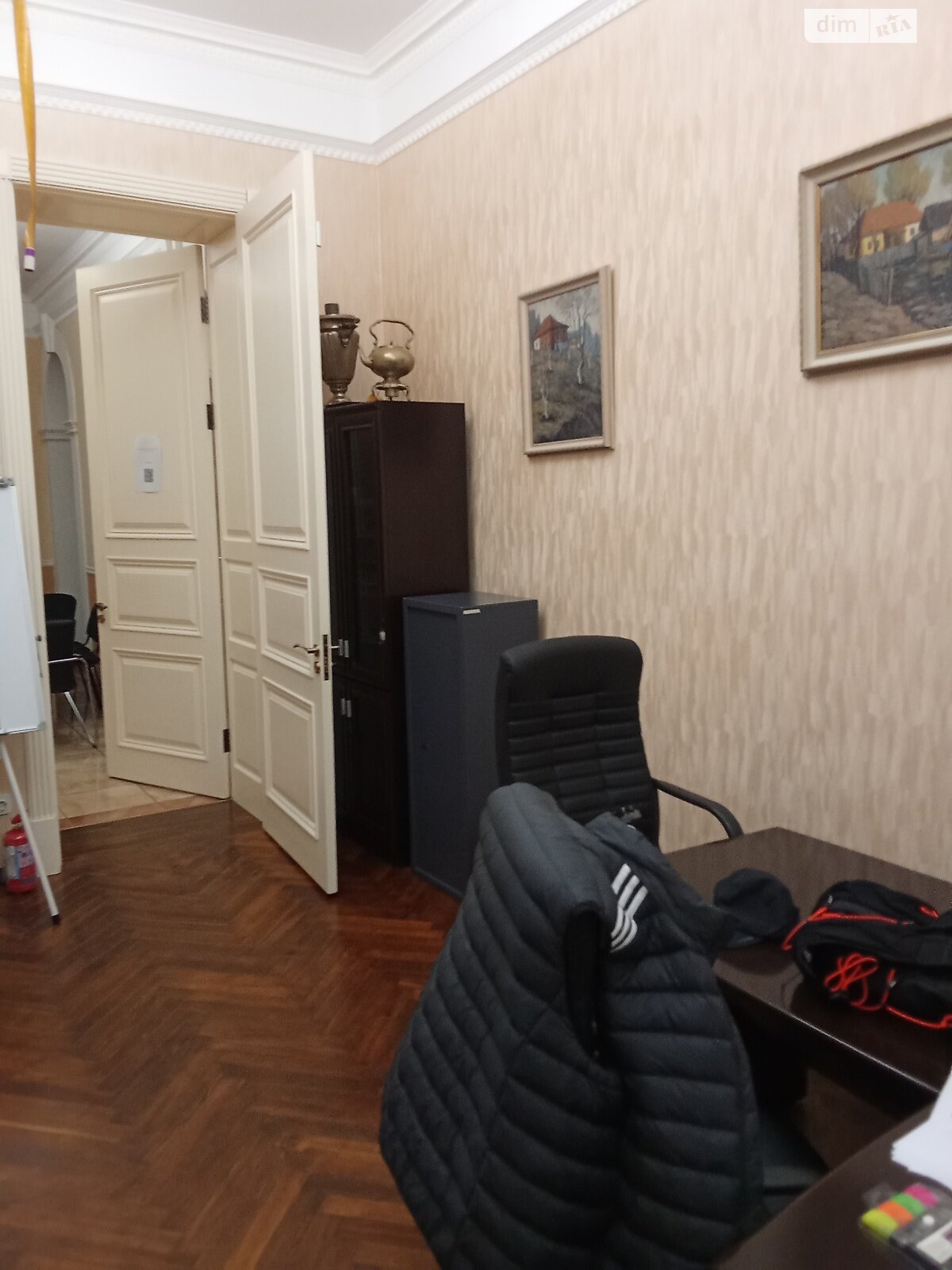 Аренда офисного помещения в Николаеве, Марка Кропивницкого (Потемкинская) улица, помещений - 10, этаж - 1 фото 1