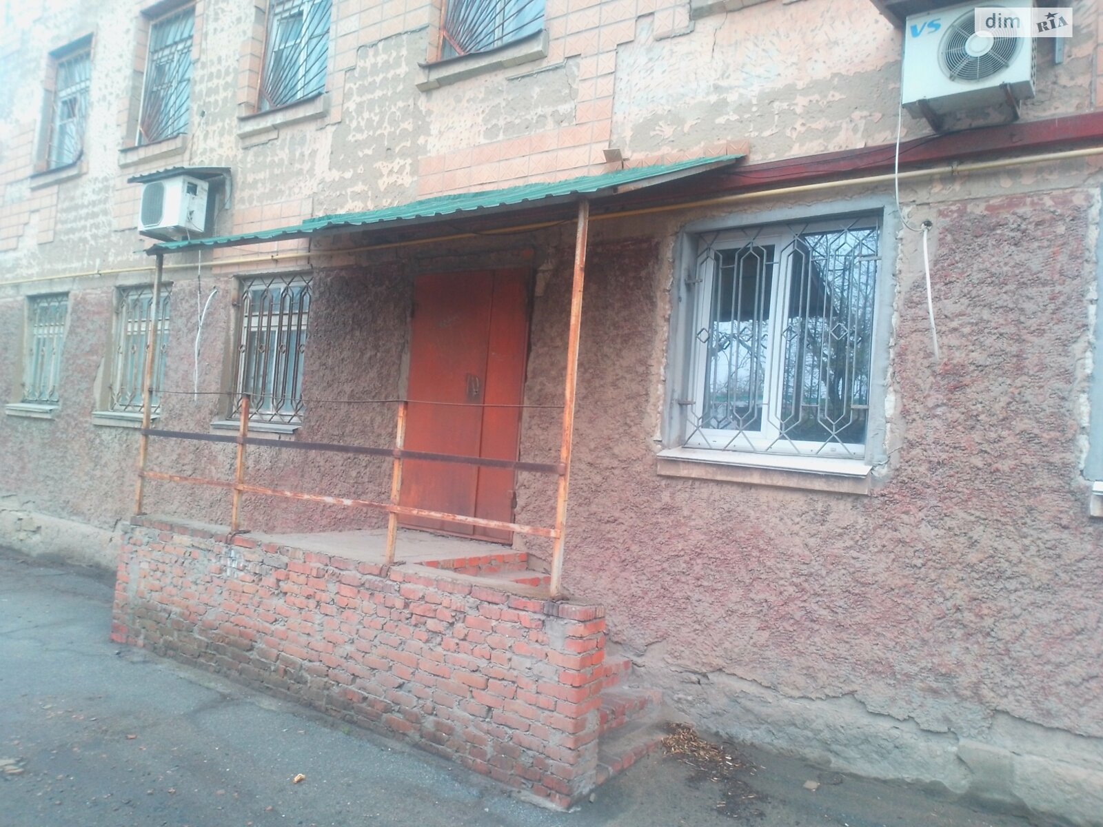 Оренда офісного приміщення в Миколаєві, Будівельників вулиця 1, приміщень - 7, поверх - 1 фото 1 Оренда офісного приміщення в Миколаєві, Будівельників вулиця 1, приміщень - 7, поверх - 1 фото 1