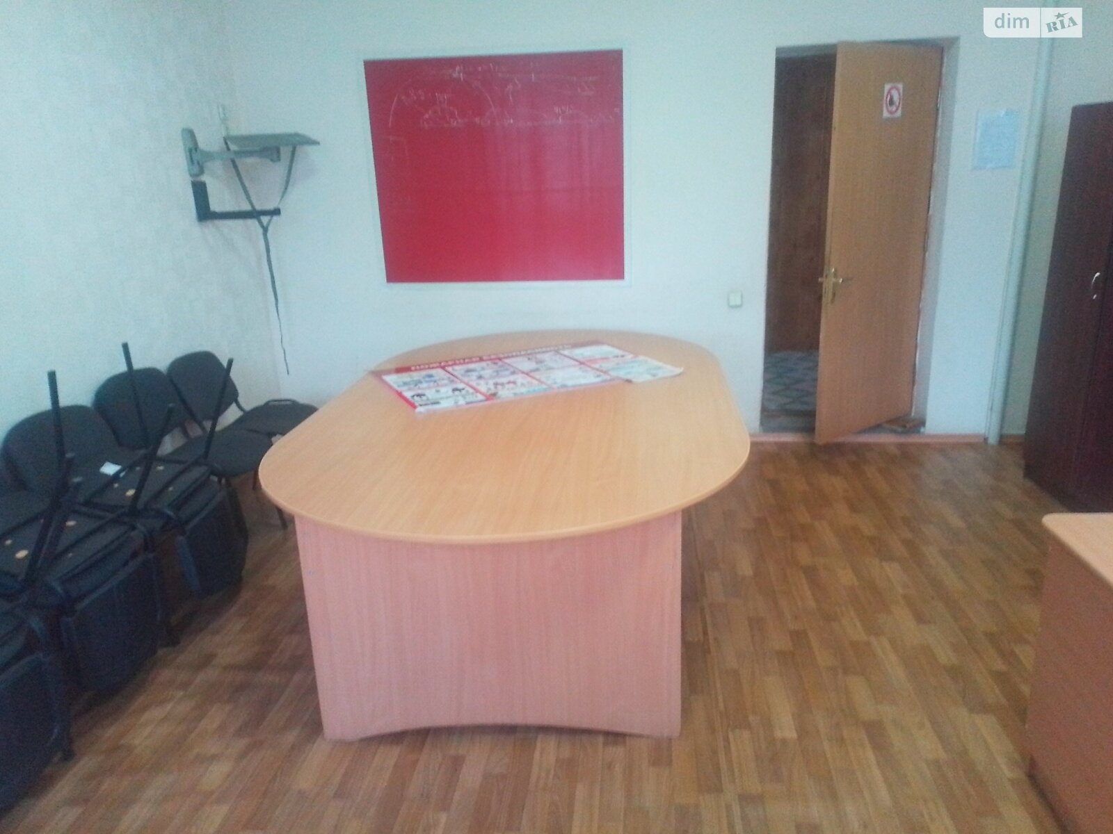 Оренда офісного приміщення в Миколаєві, Будівельників вулиця 1, приміщень - 7, поверх - 1 фото 1 Оренда офісного приміщення в Миколаєві, Будівельників вулиця 1, приміщень - 7, поверх - 1 фото 1