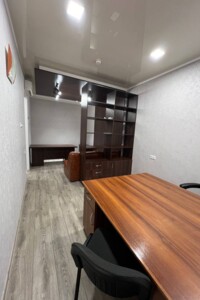 Аренда офисного помещения в Одессе, Генуэзская улица 3А, помещений - 3, этаж - 1 фото 2 Аренда офисного помещения в Одессе, Генуэзская улица 3А, помещений - 3, этаж - 1 фото 2