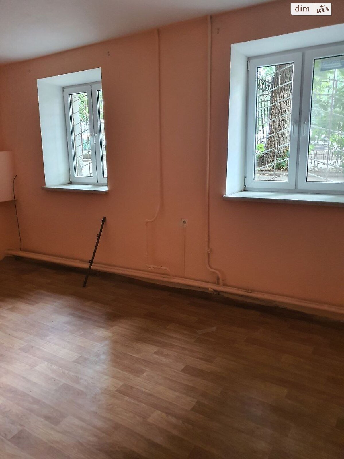 Аренда офисного помещения в Одессе, Краснова улица 14, помещений - 1 фото 1 Аренда офисного помещения в Одессе, Краснова улица 14, помещений - 1 фото 1