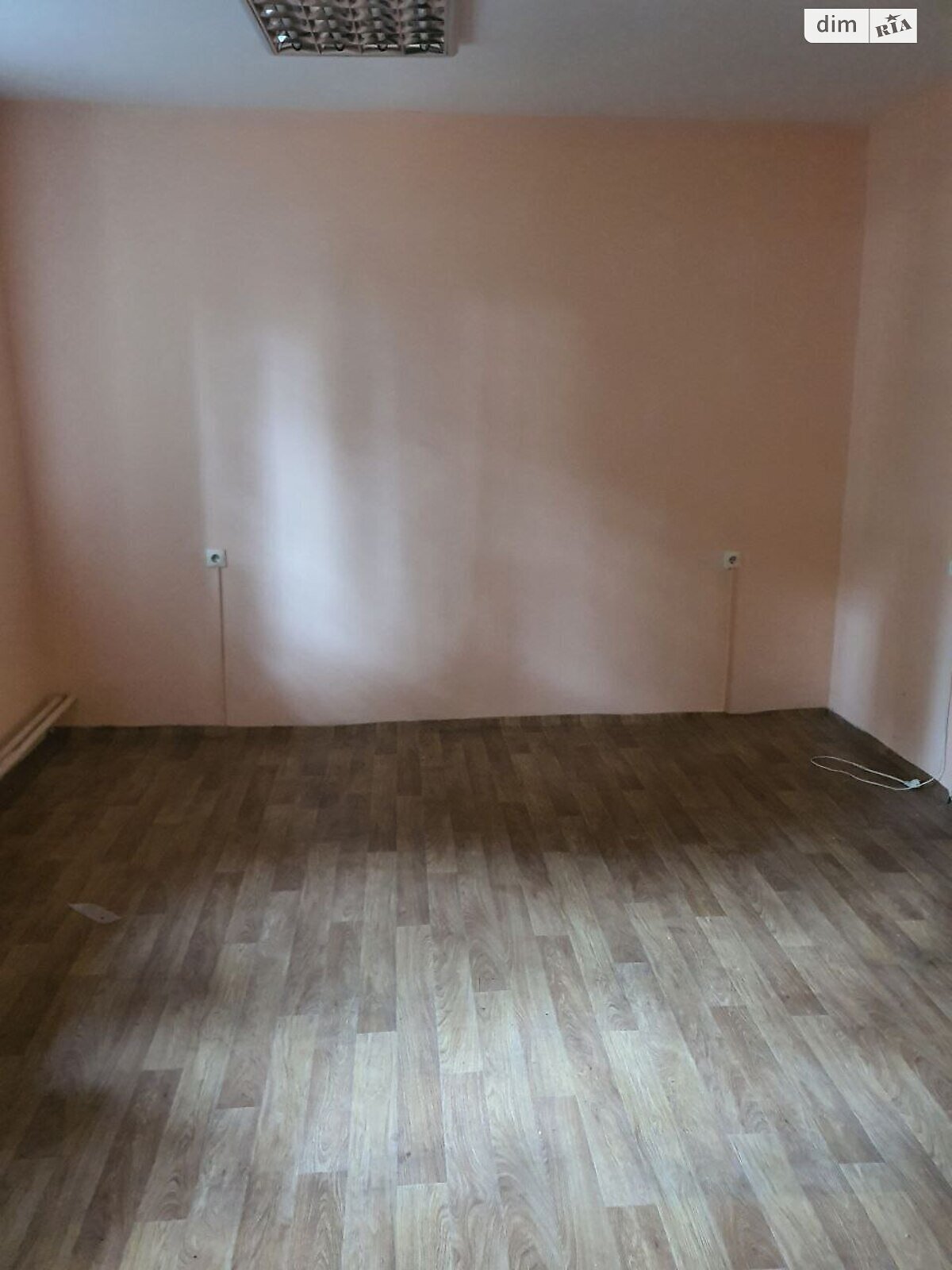 Аренда офисного помещения в Одессе, Краснова улица 14, помещений - 1 фото 1 Аренда офисного помещения в Одессе, Краснова улица 14, помещений - 1 фото 1