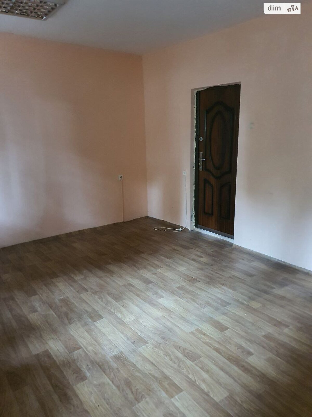 Аренда офисного помещения в Одессе, Краснова улица 14, помещений - 1 фото 1 Аренда офисного помещения в Одессе, Краснова улица 14, помещений - 1 фото 1