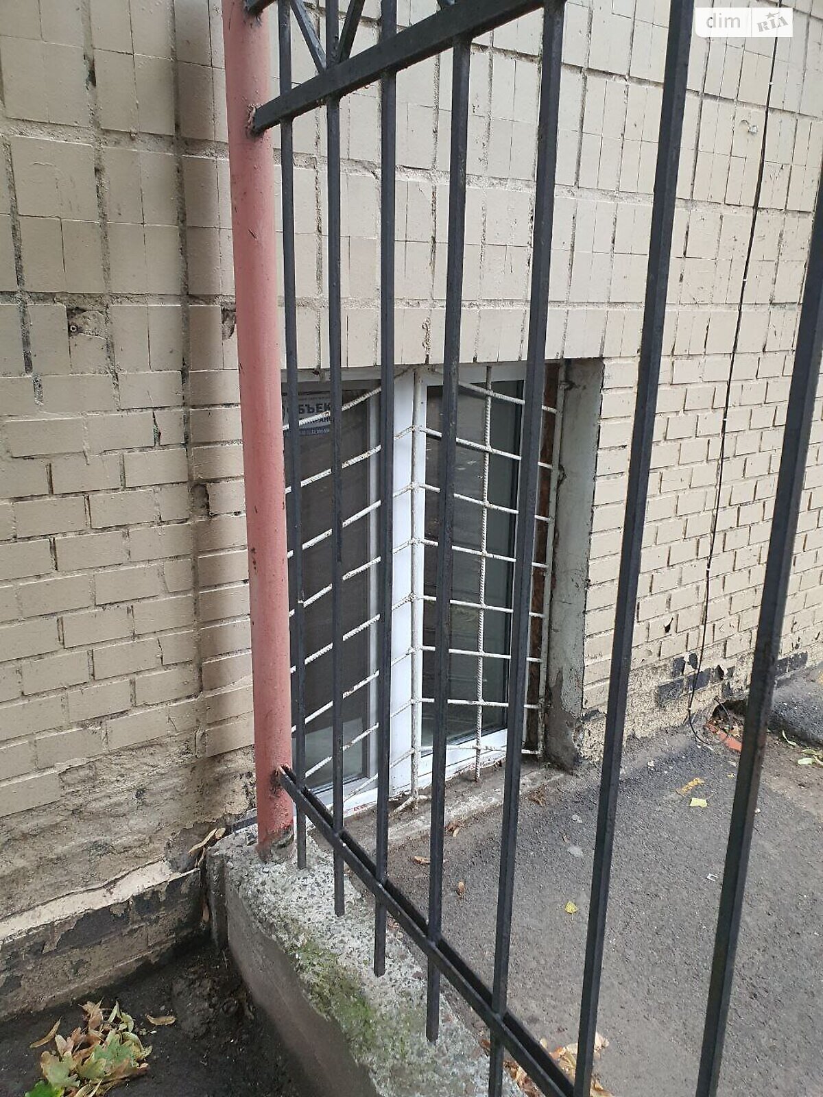 Аренда офисного помещения в Одессе, Краснова улица 14, помещений - 1 фото 1 Аренда офисного помещения в Одессе, Краснова улица 14, помещений - 1 фото 1