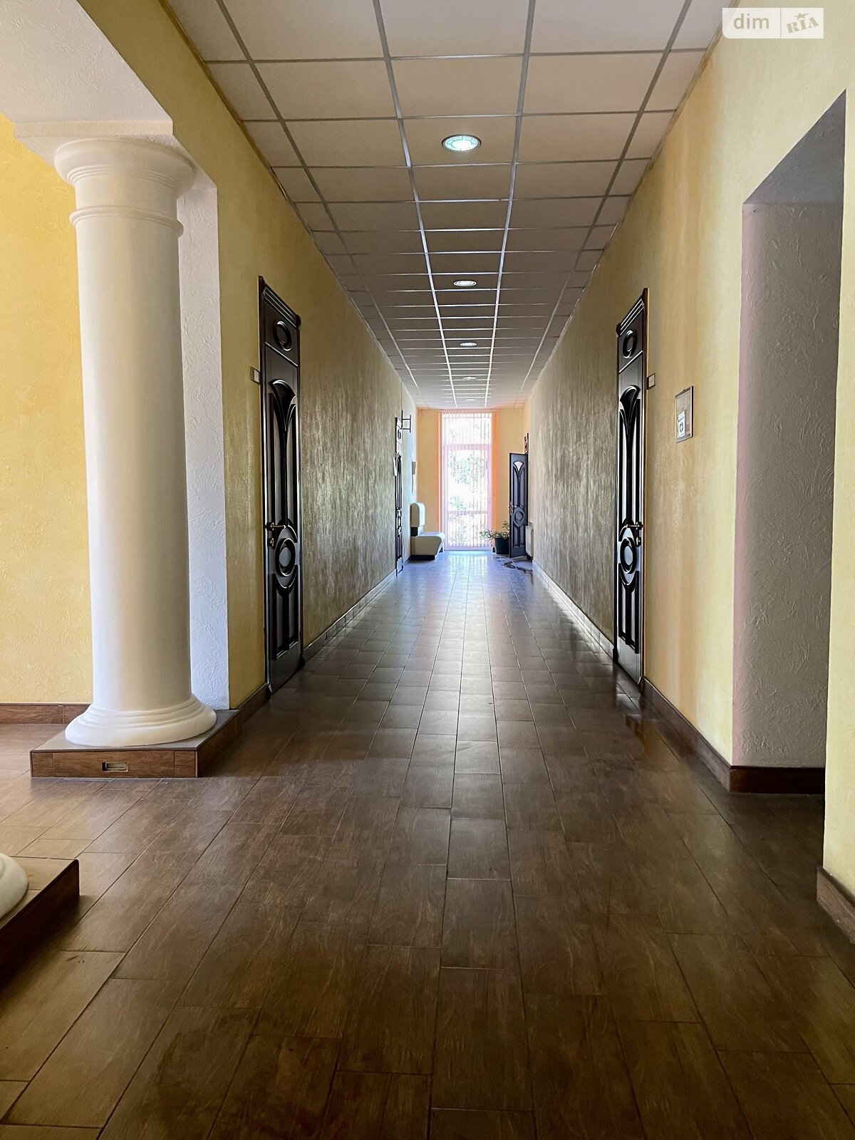 Аренда офисного помещения в Одессе, Адмиральский проспект 38, помещений - 1, этаж - 2 фото 1