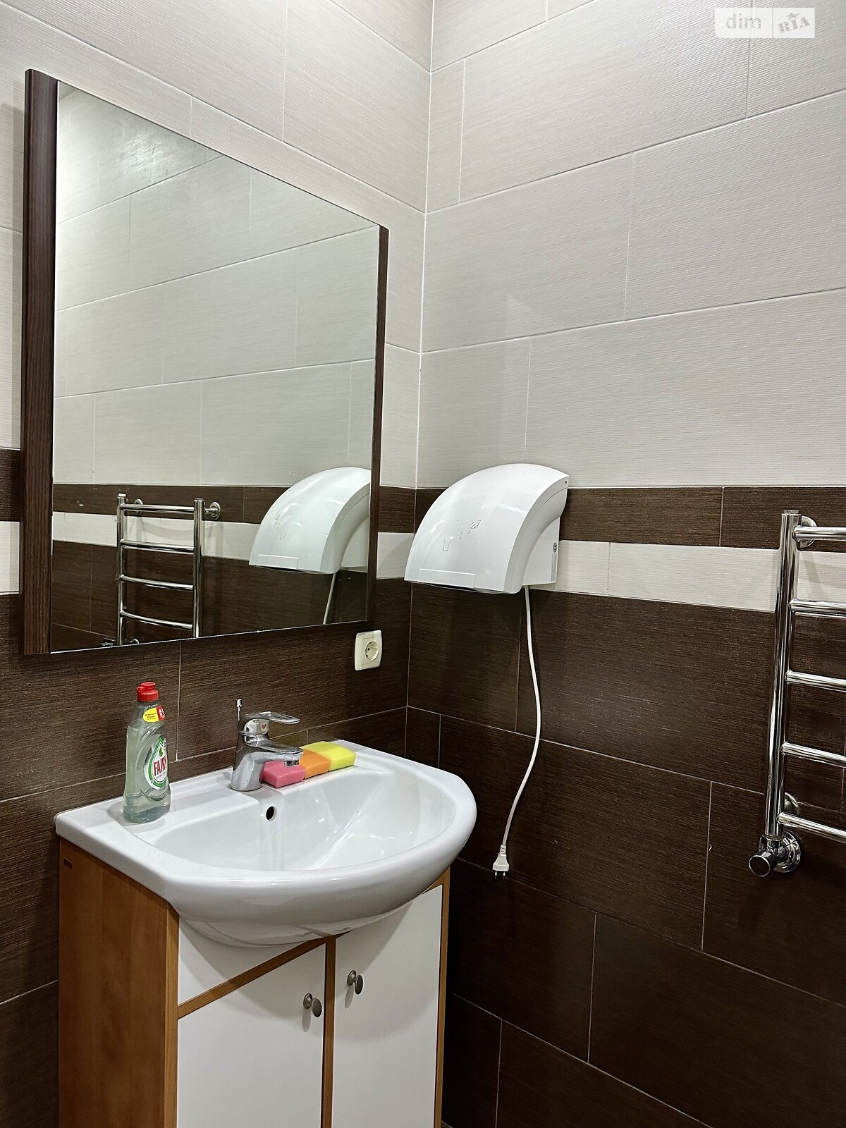 Оренда офісного приміщення в Одесі, Французький бульвар, приміщень - 5, поверх - 2 фото 1 Оренда офісного приміщення в Одесі, Французький бульвар, приміщень - 5, поверх - 2 фото 1