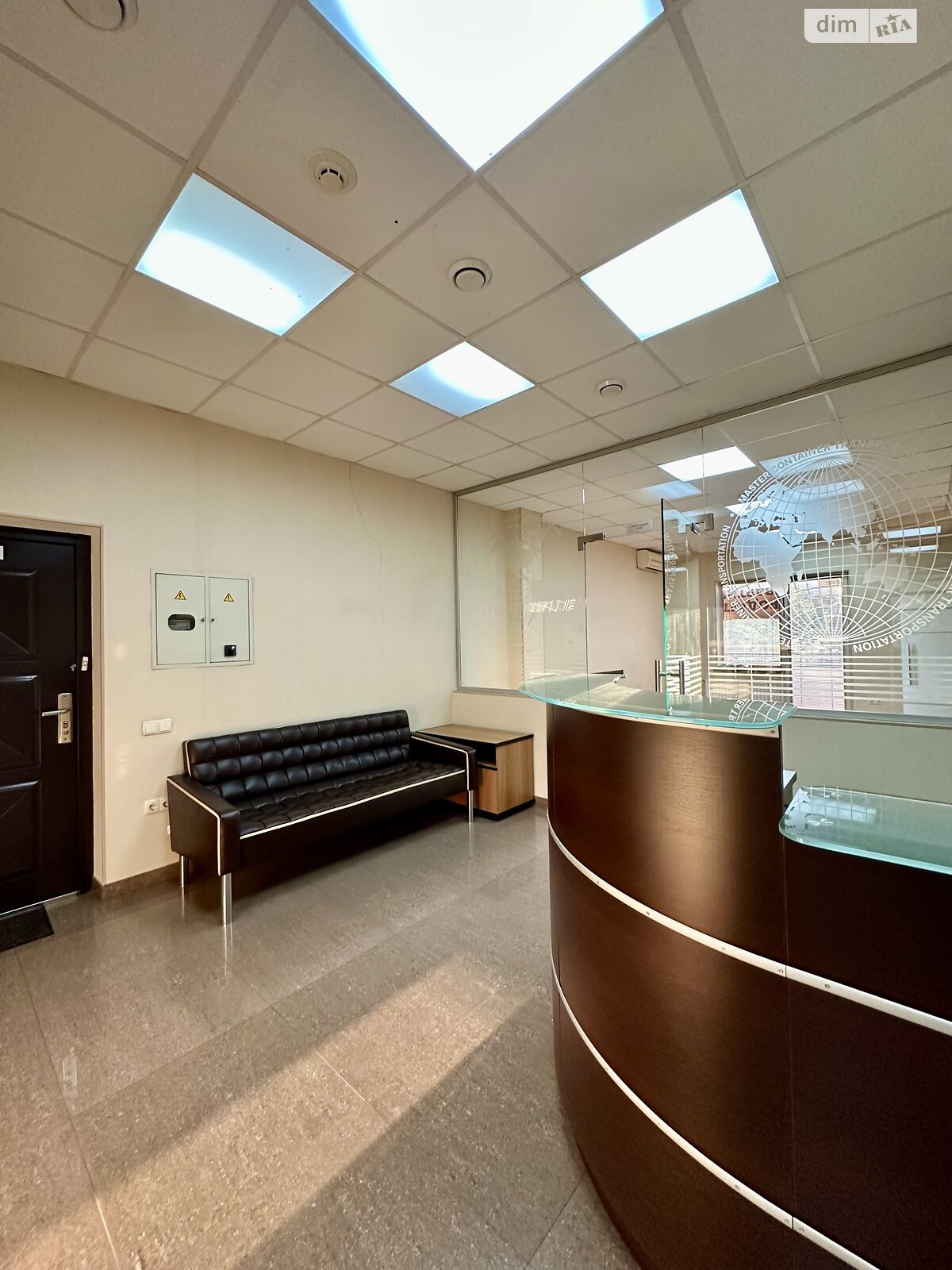 Оренда офісного приміщення в Одесі, Французький бульвар, приміщень - 5, поверх - 2 фото 1 Оренда офісного приміщення в Одесі, Французький бульвар, приміщень - 5, поверх - 2 фото 1