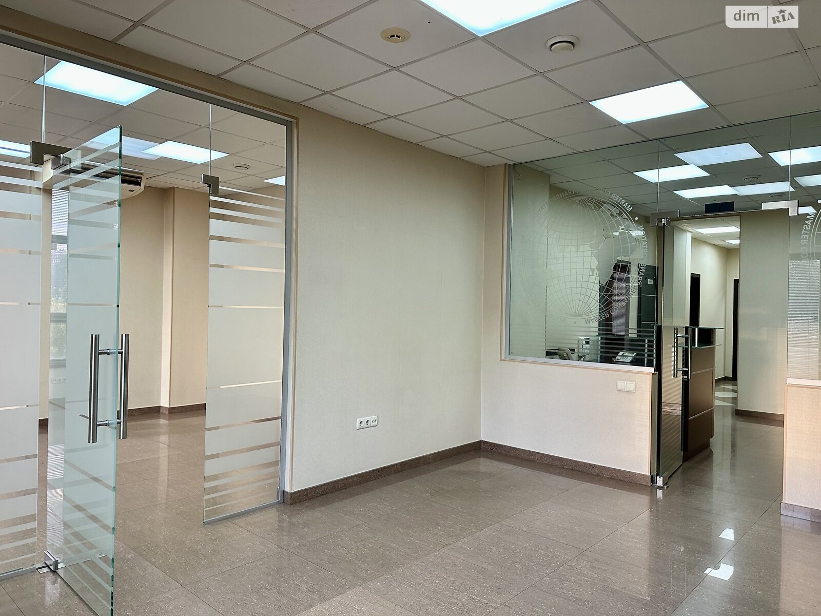 Оренда офісного приміщення в Одесі, Французький бульвар, приміщень - 5, поверх - 2 фото 1 Оренда офісного приміщення в Одесі, Французький бульвар, приміщень - 5, поверх - 2 фото 1