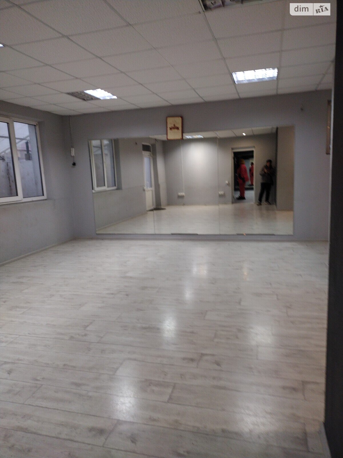 Аренда офисного помещения в Одессе, Марсельская улица 40, помещений - 3 фото 1 Аренда офисного помещения в Одессе, Марсельская улица 40, помещений - 3 фото 1