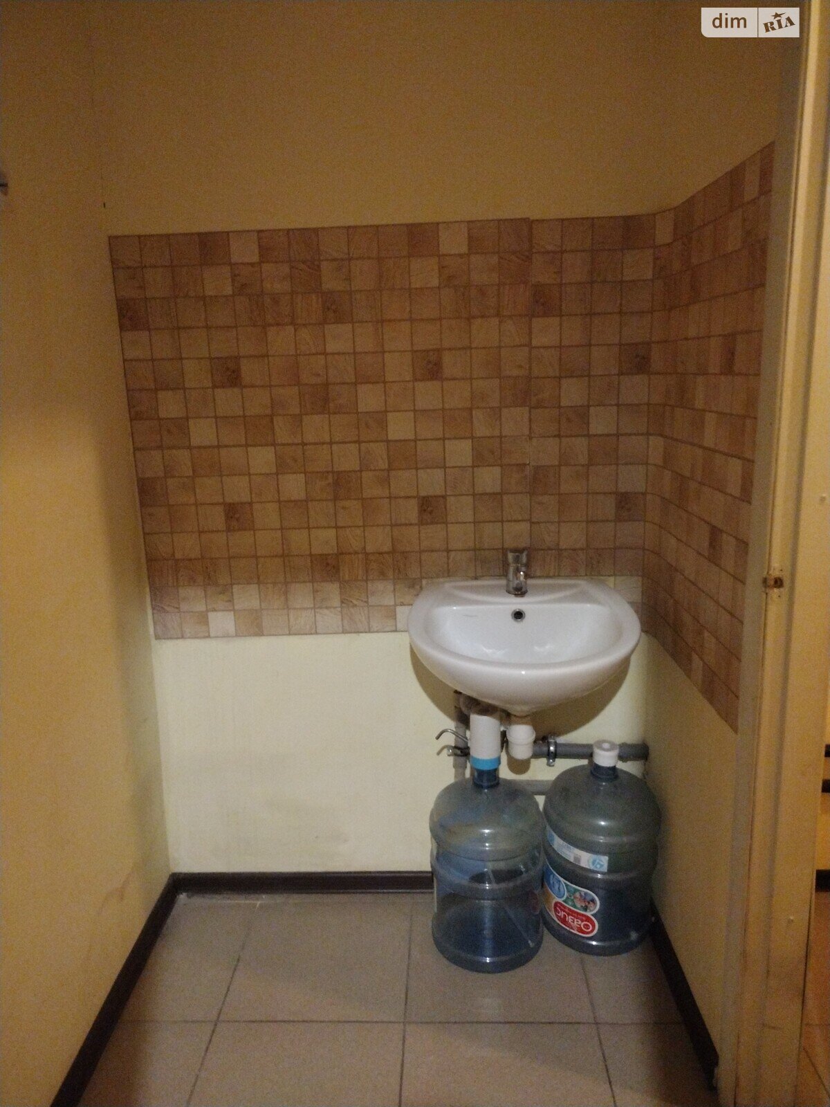 Аренда офисного помещения в Одессе, Марсельская улица 40, помещений - 3 фото 1 Аренда офисного помещения в Одессе, Марсельская улица 40, помещений - 3 фото 1